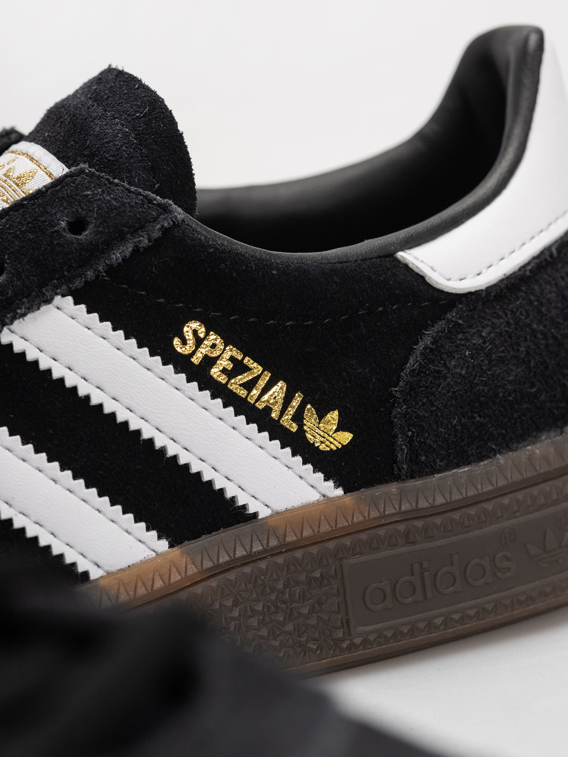 Boty adidas Handball Spezial (core black/cloud white/gum)