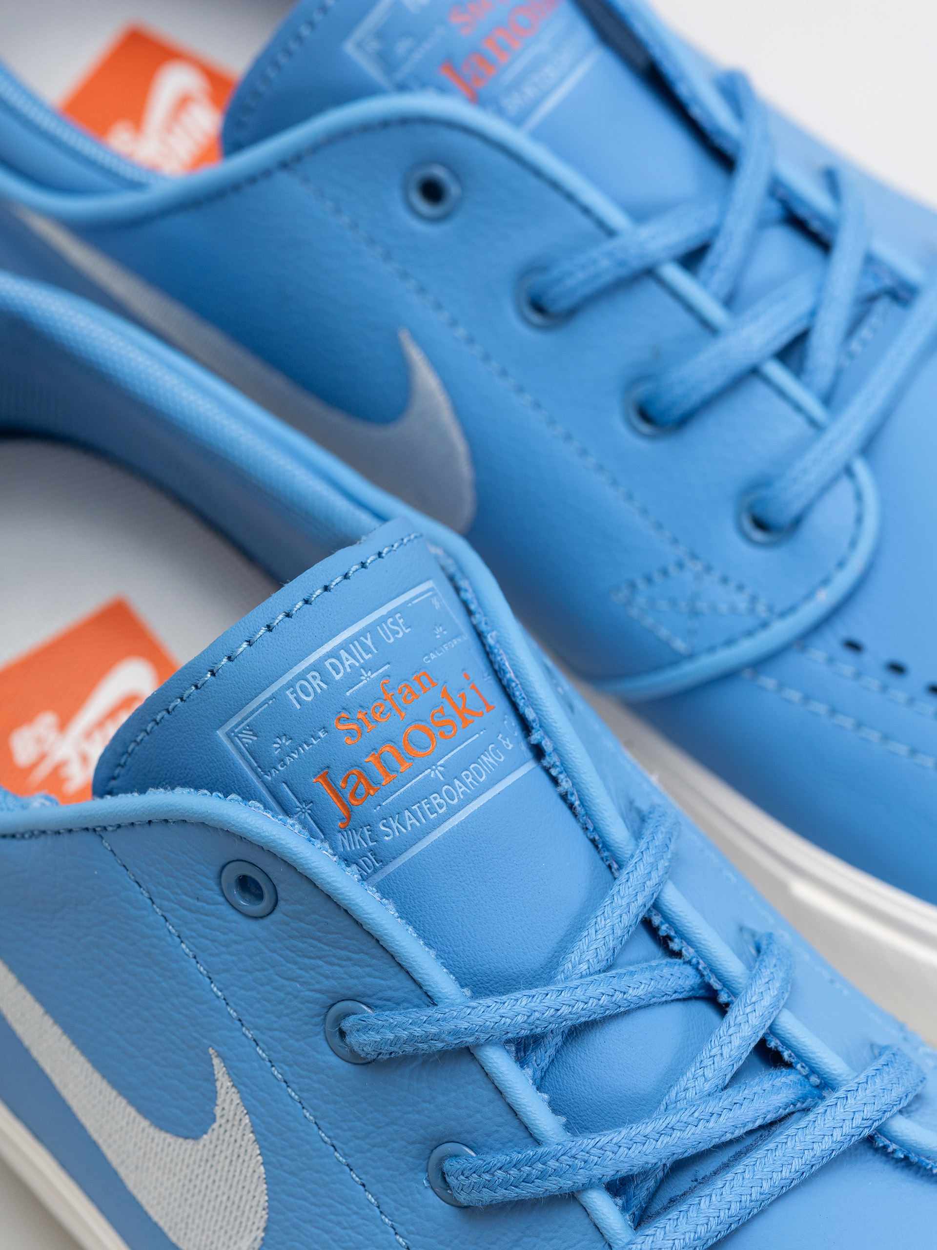 Boty Nike SB Zoom Janoski OG+ ISO (university blue/sail university blue)