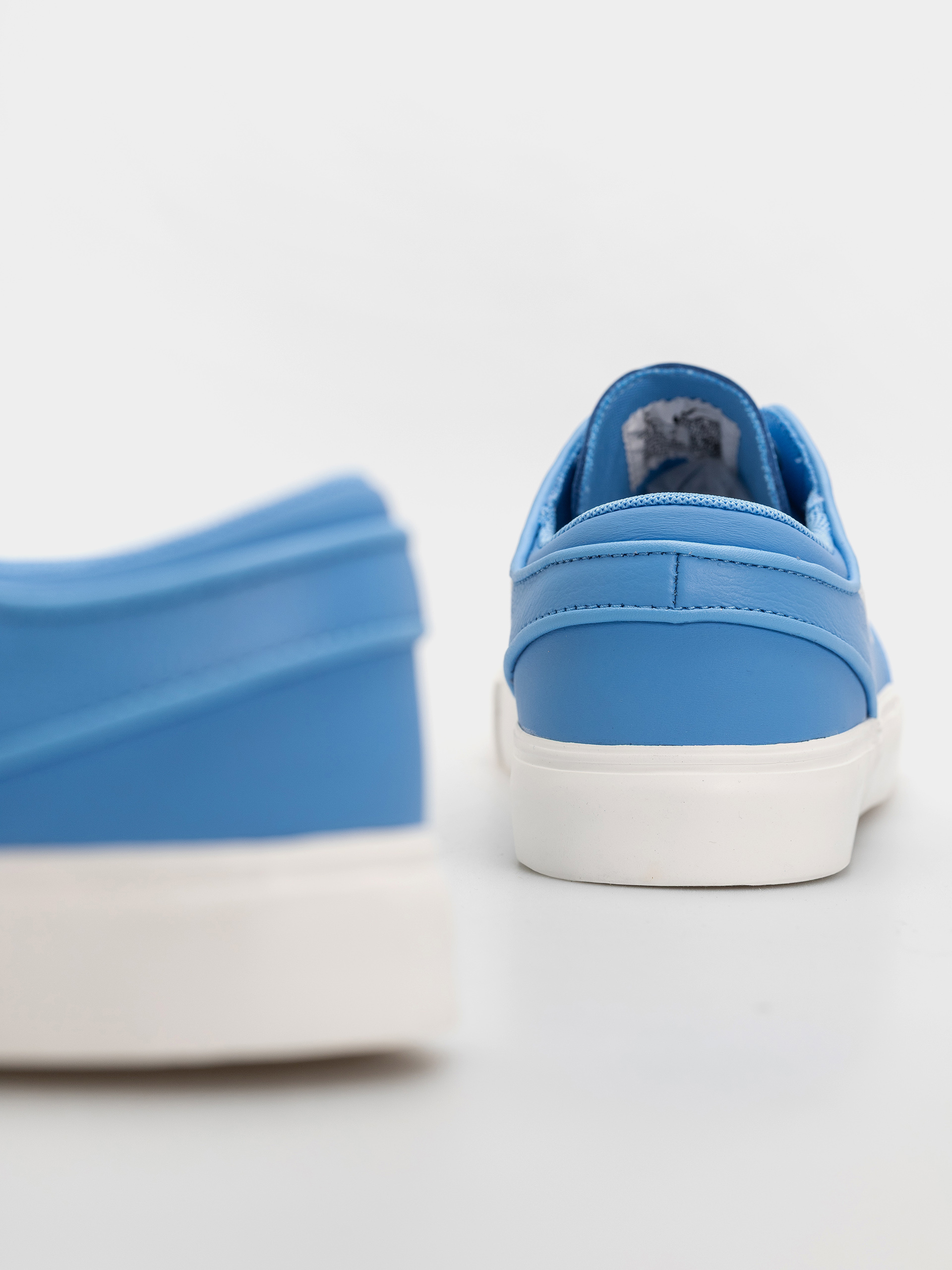 Boty Nike SB Zoom Janoski OG+ ISO (university blue/sail university blue)