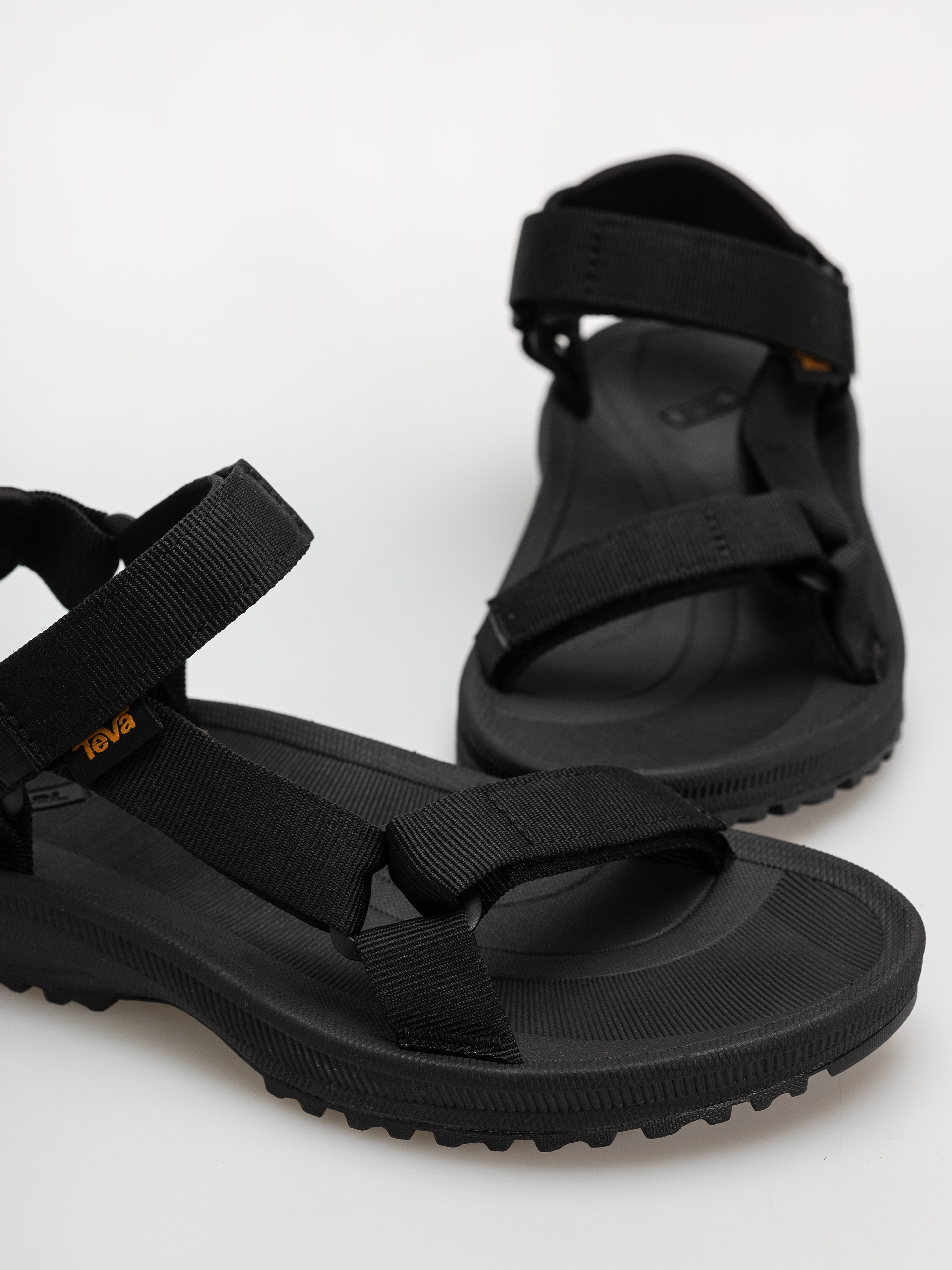 Sandaly Teva Winsted Wmn (black)