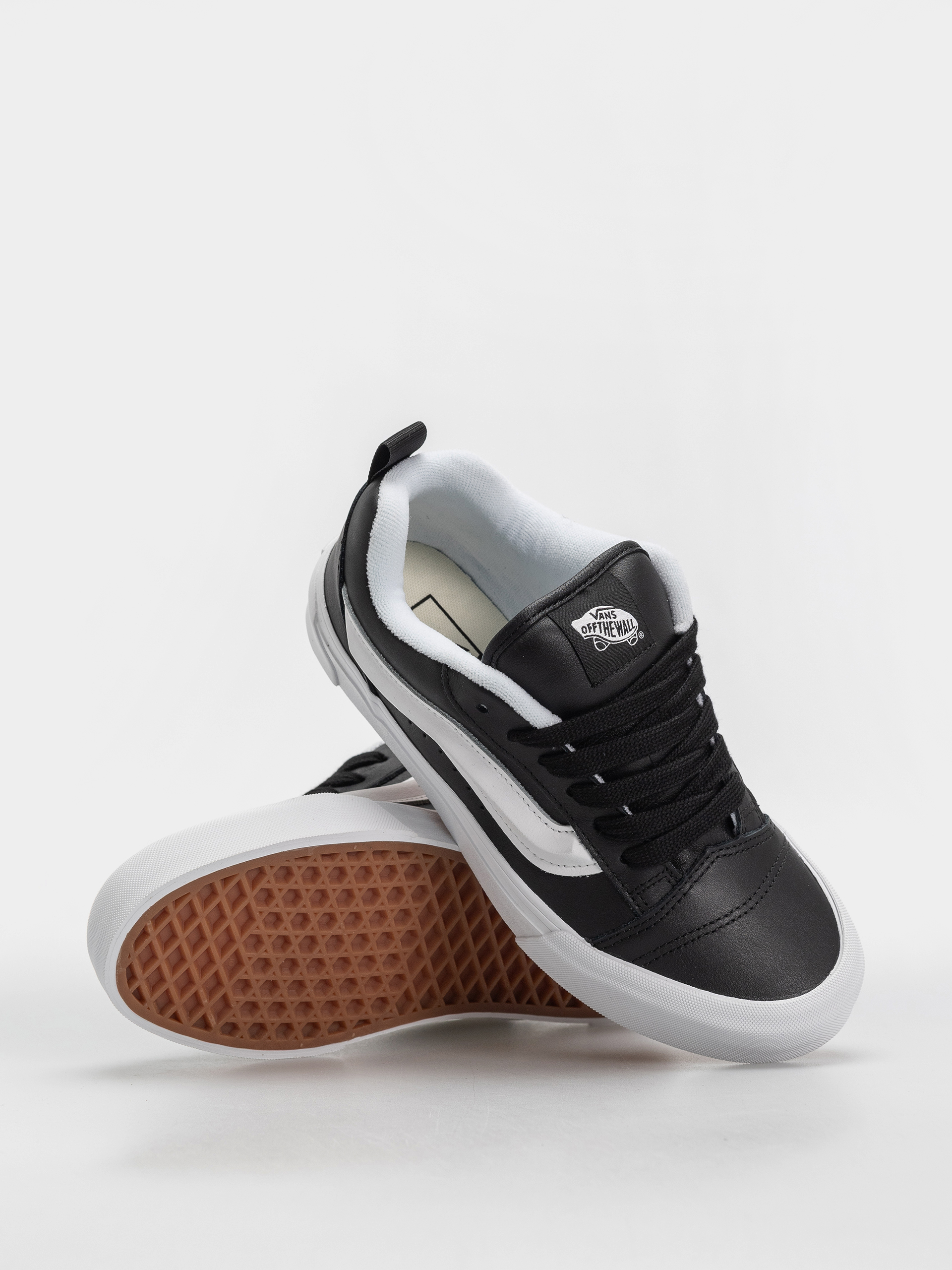 Boty Vans Knu Skool (black/true whit)