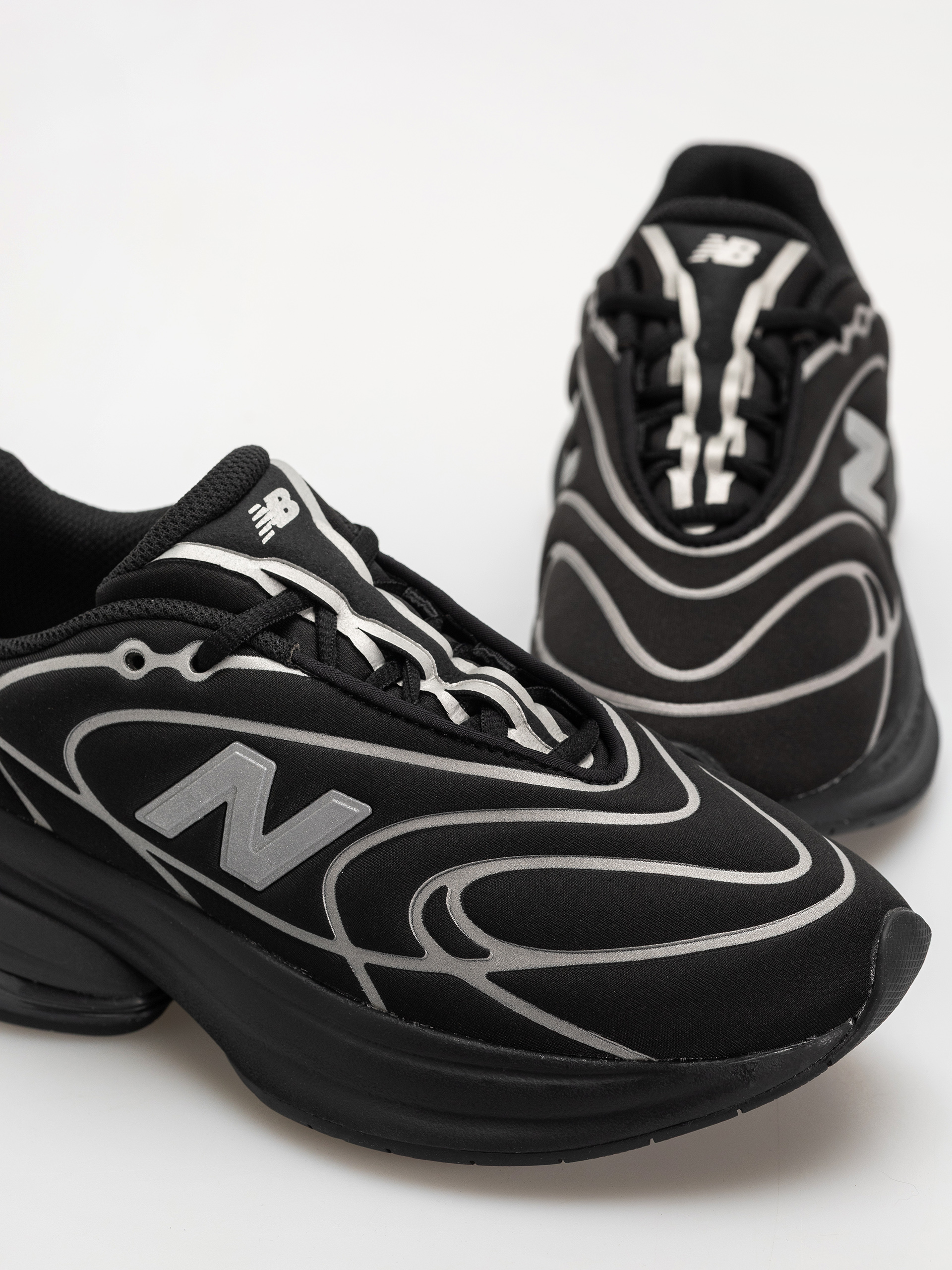 Boty New Balance 5030 (black/silver metallic)