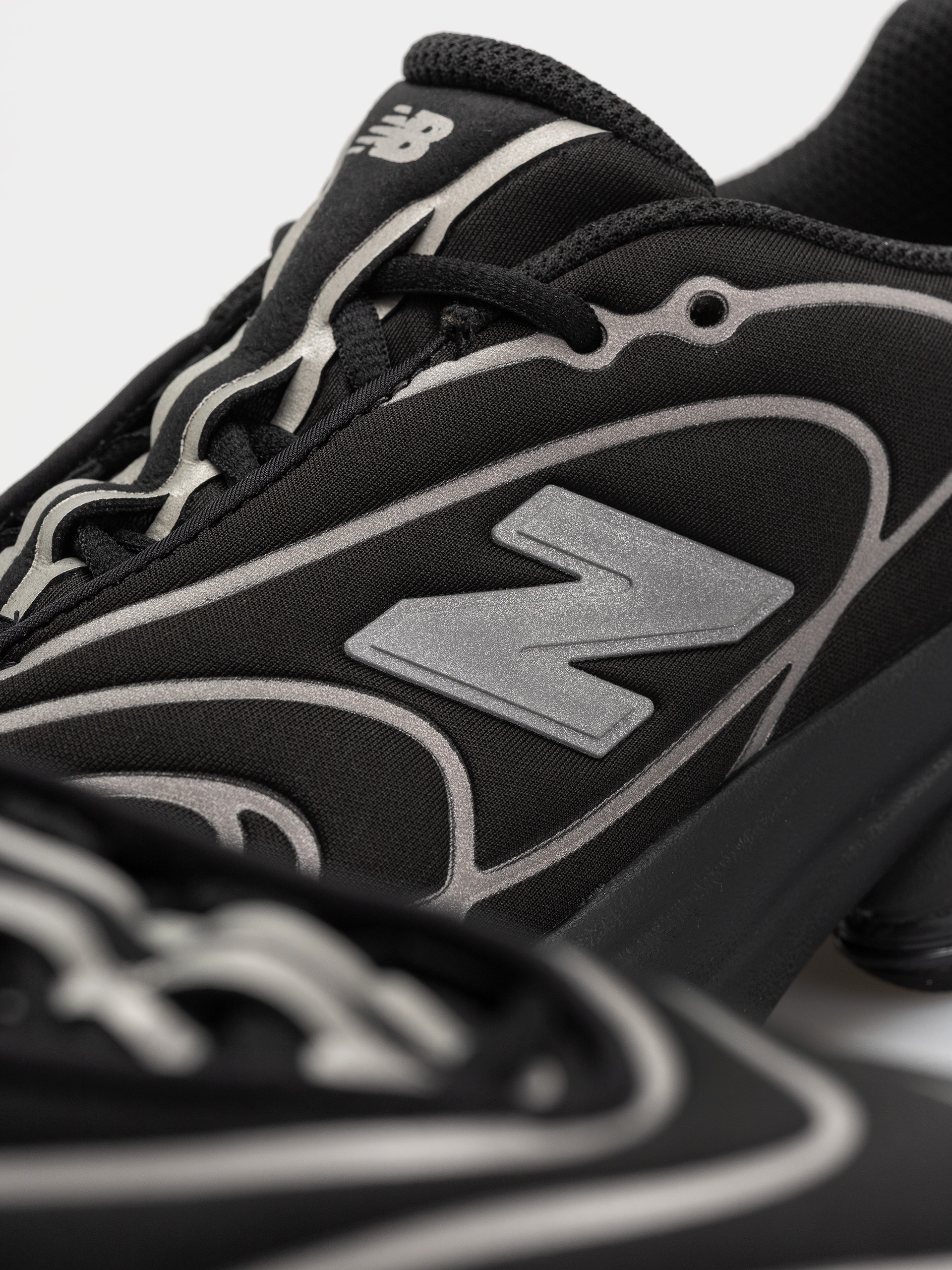 Boty New Balance 5030 (black/silver metallic)