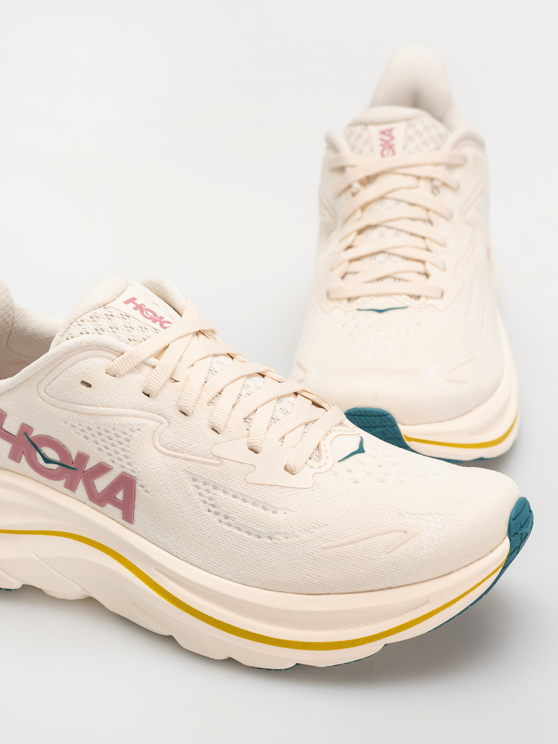 Boty Hoka Clifton 10 Wmn (birch/alabaster)