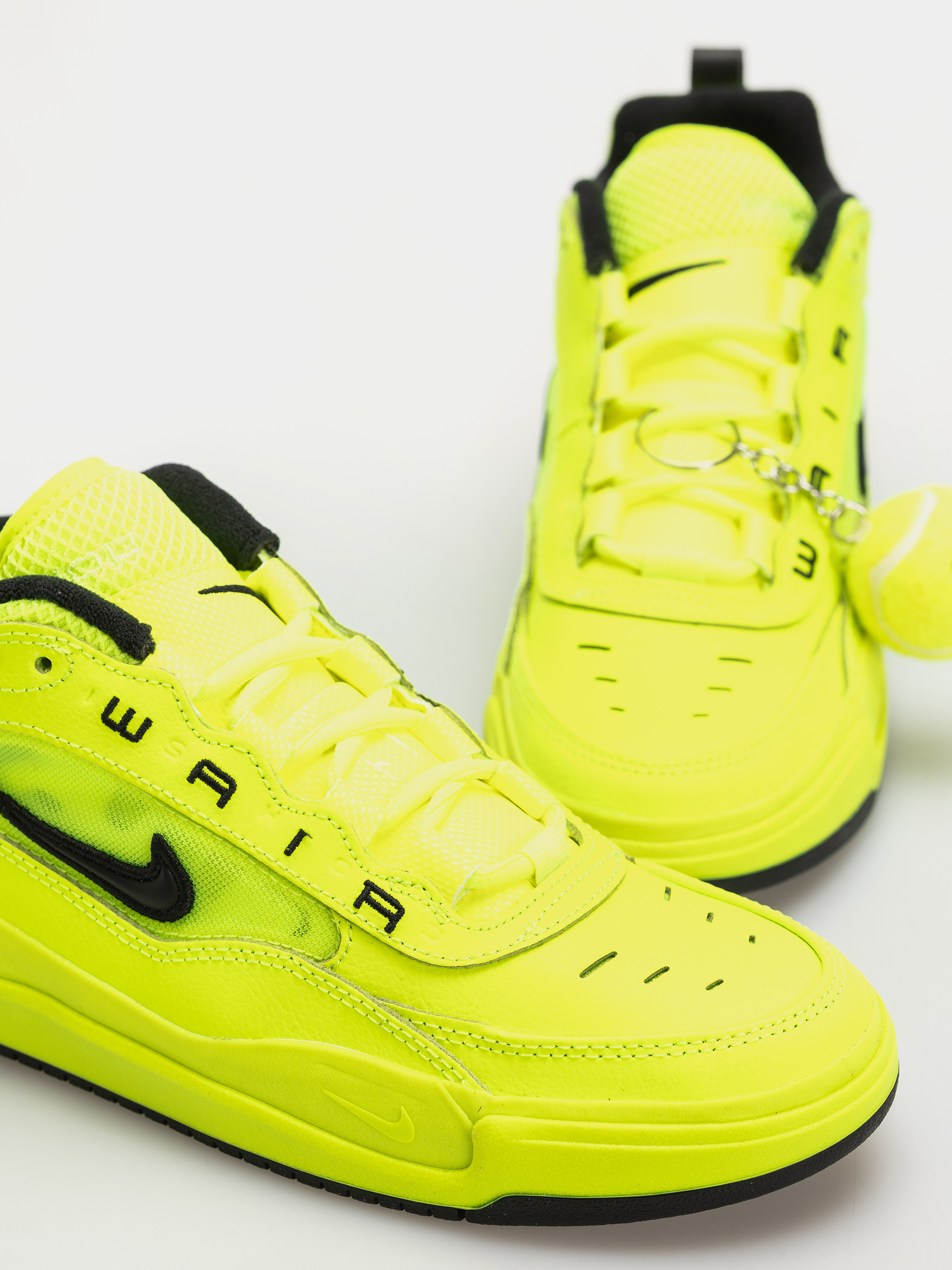 Boty Nike SB Air Max Ishod Premium (volt/black/volt/black)