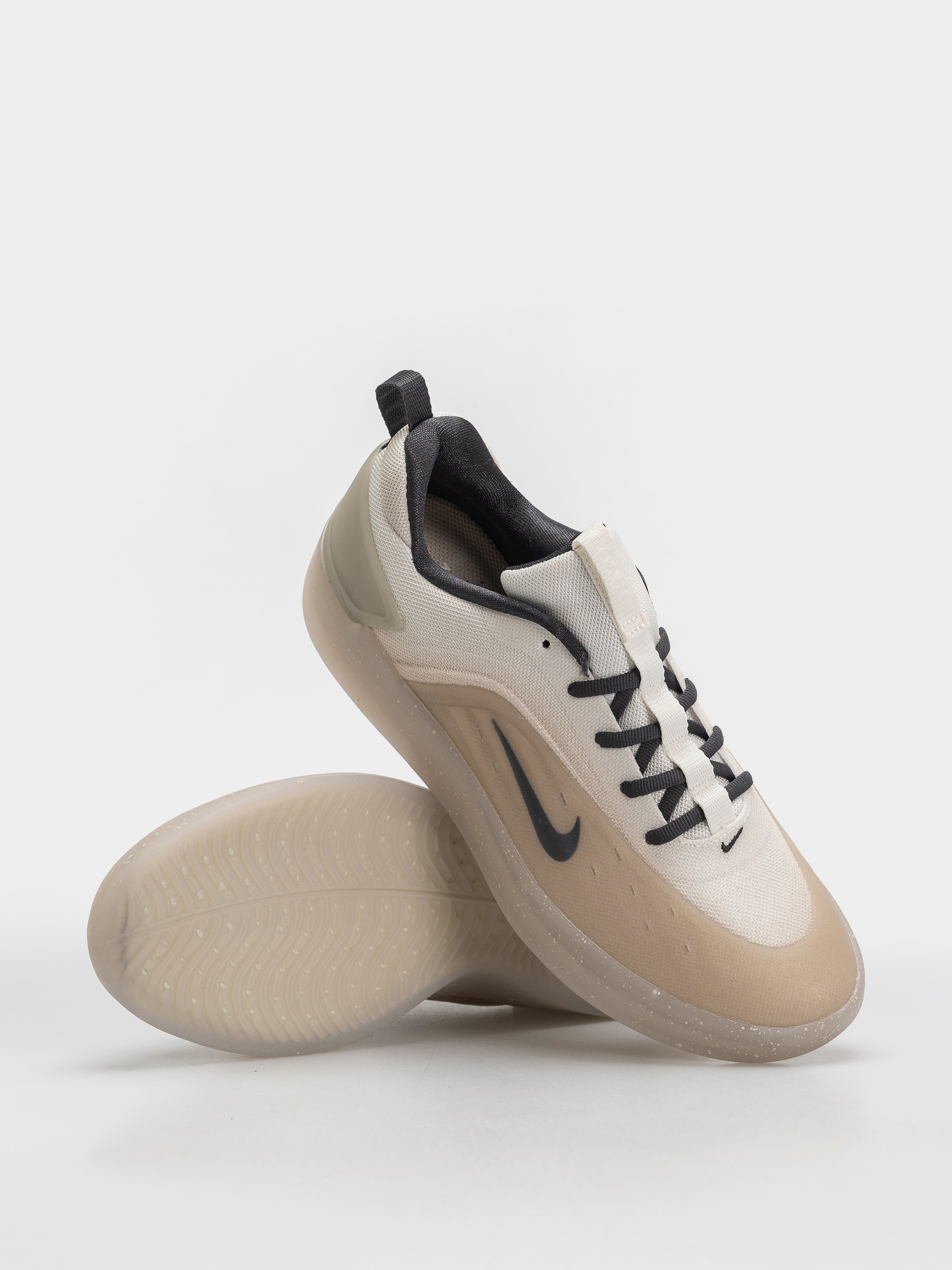 Boty Nike SB Zoom Nyjah 4 (desert khaki/dk smoke grey)