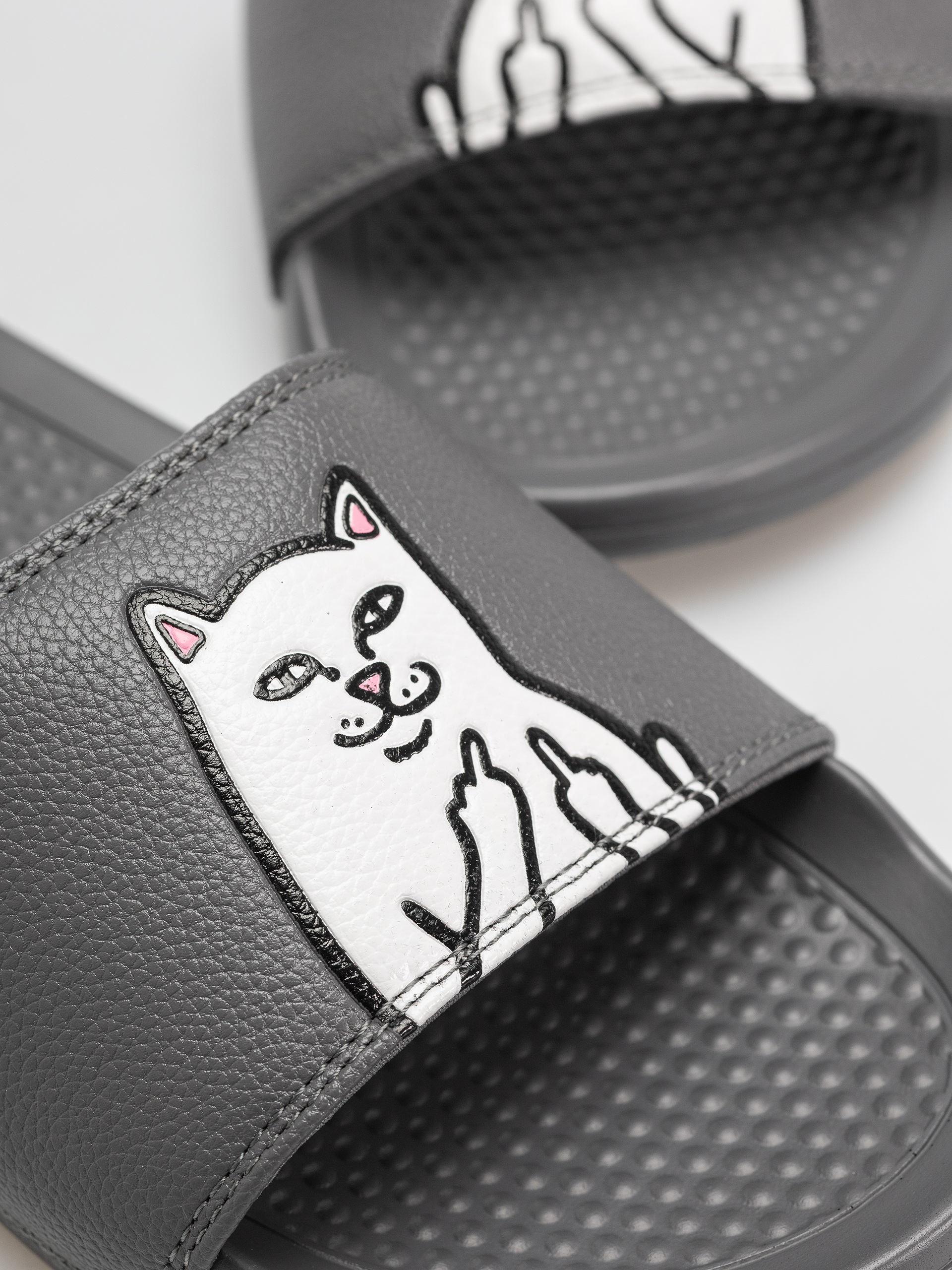 Plážovky RipNDip Lord Nermal (charcoal)