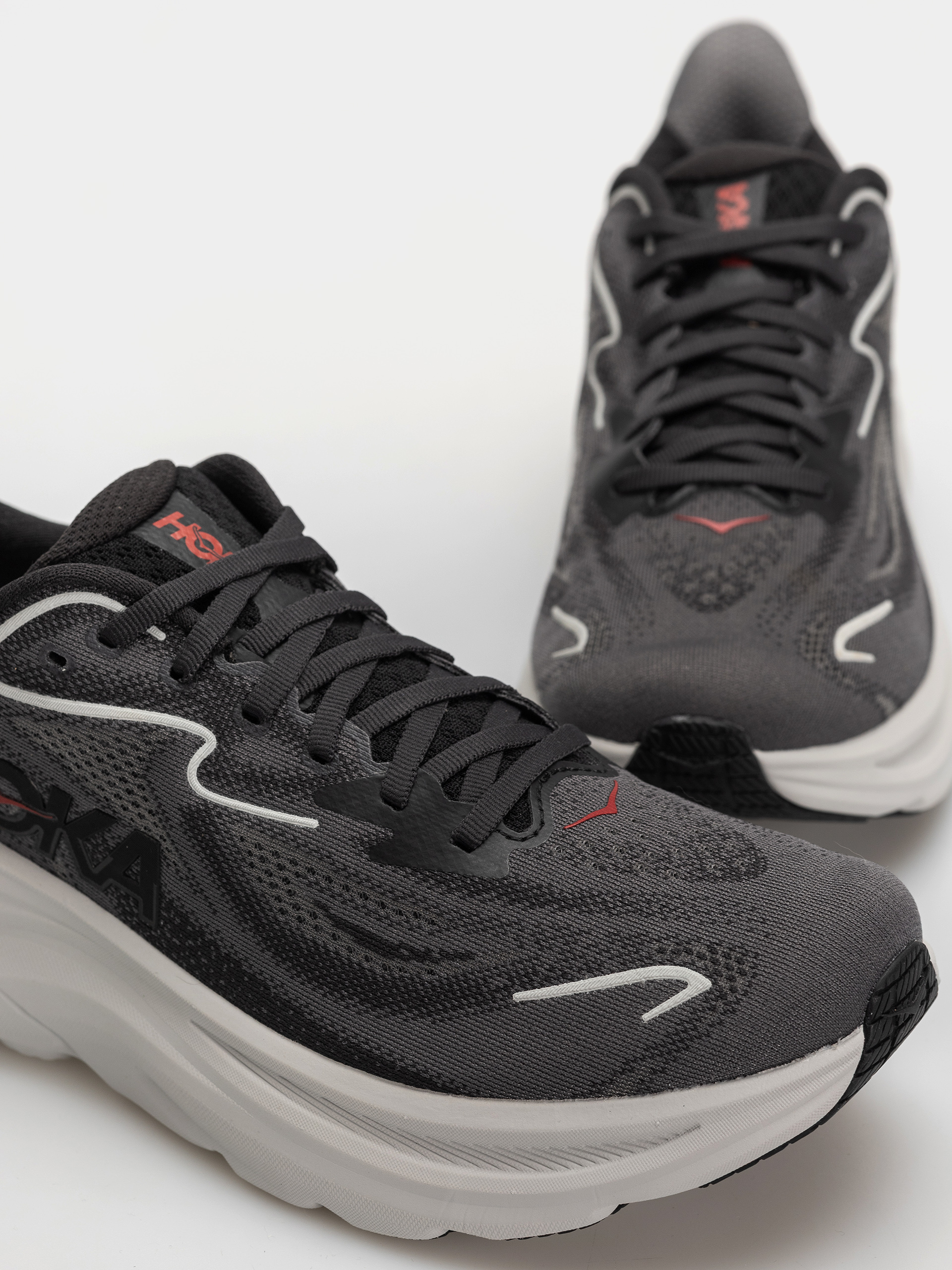 Boty Hoka Clifton 10 (carbon black/satellite grey)