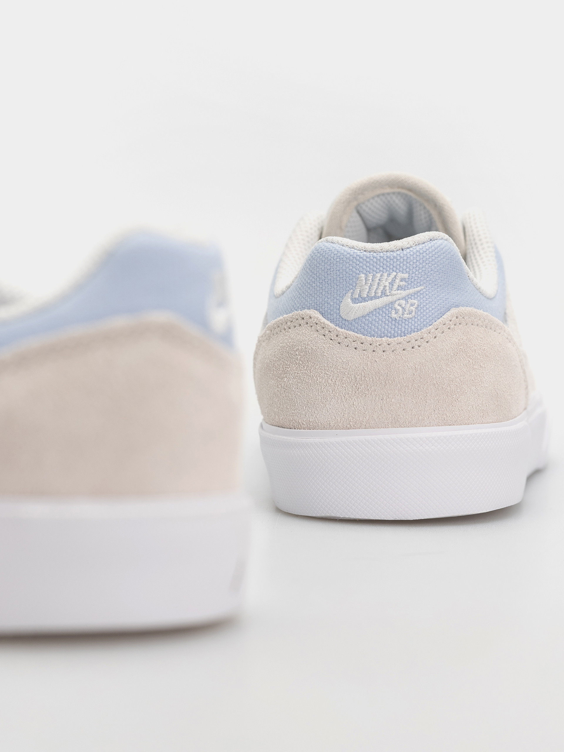Boty Nike SB Malor (phantom/hydrogen blue/summit white/white)