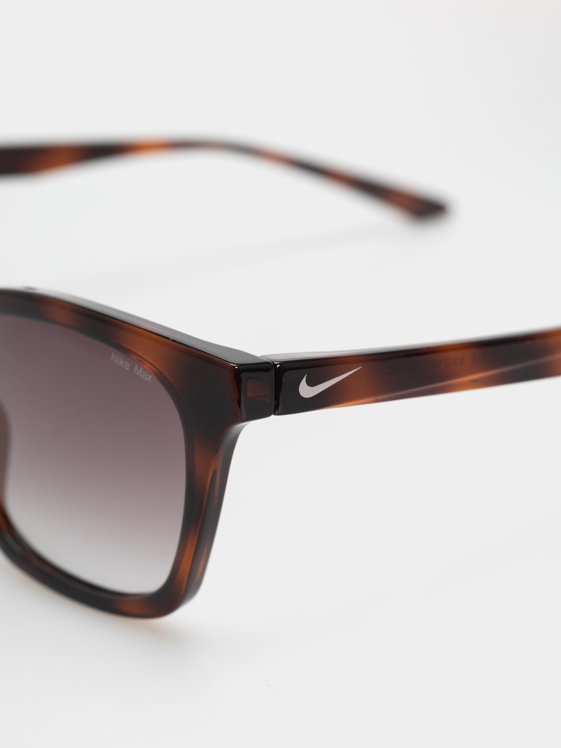 Sluneční brýle Nike Vital Flow (tortoise/brown gradient)