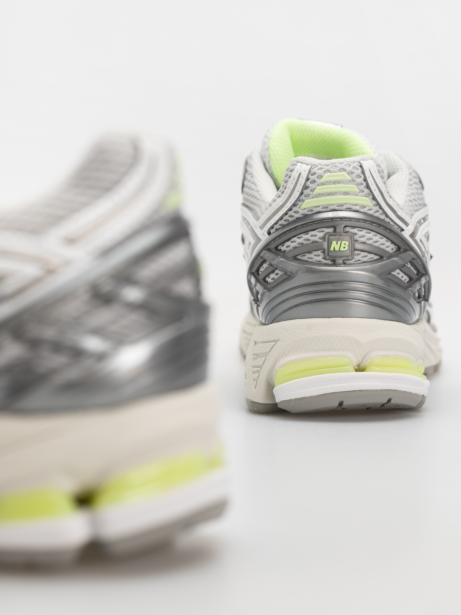 Boty New Balance 1906 (grey matter/afterglow)