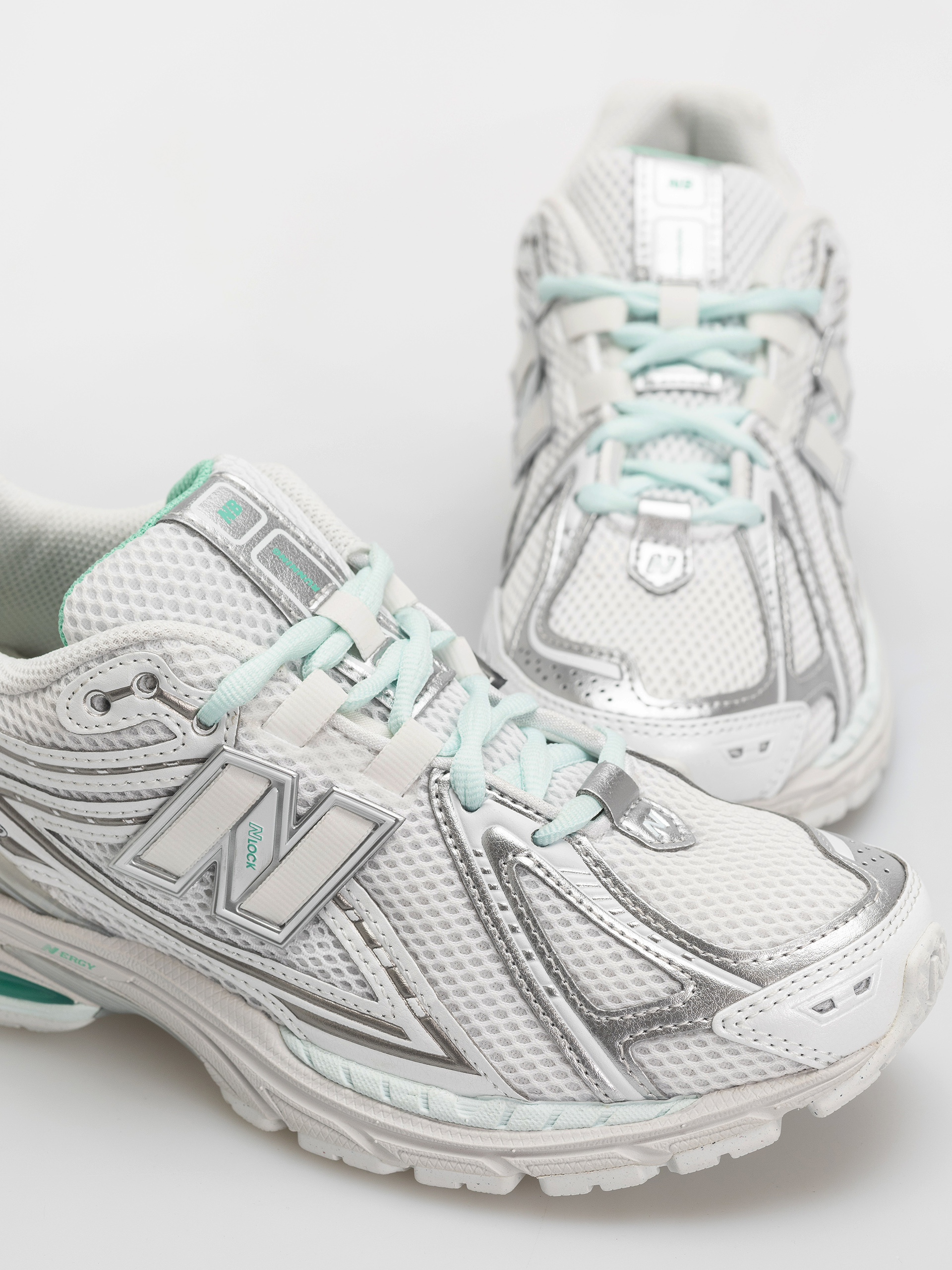 Boty New Balance 1906 (103 white/deep end)