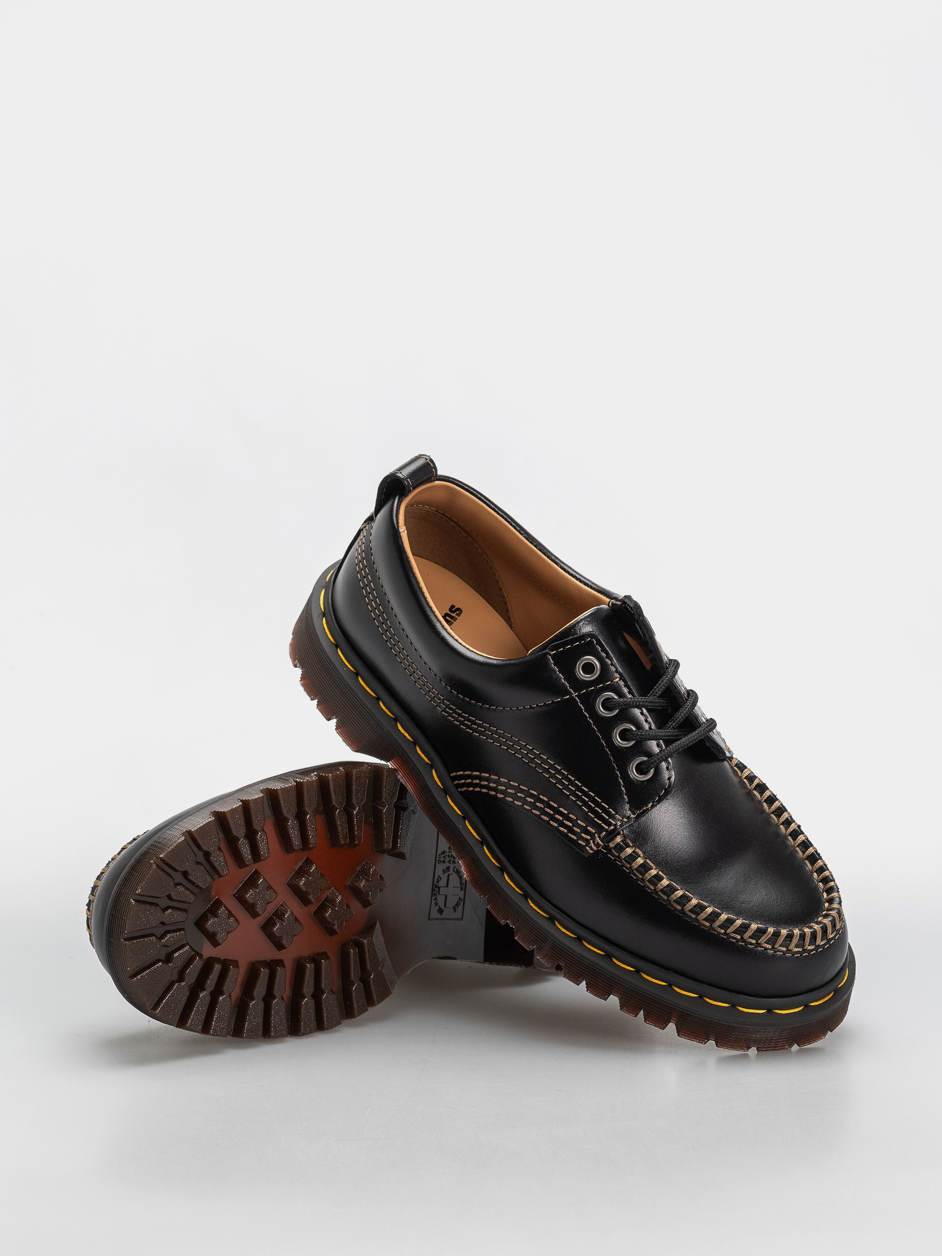 Boty Dr. Martens Lowell (black analine)
