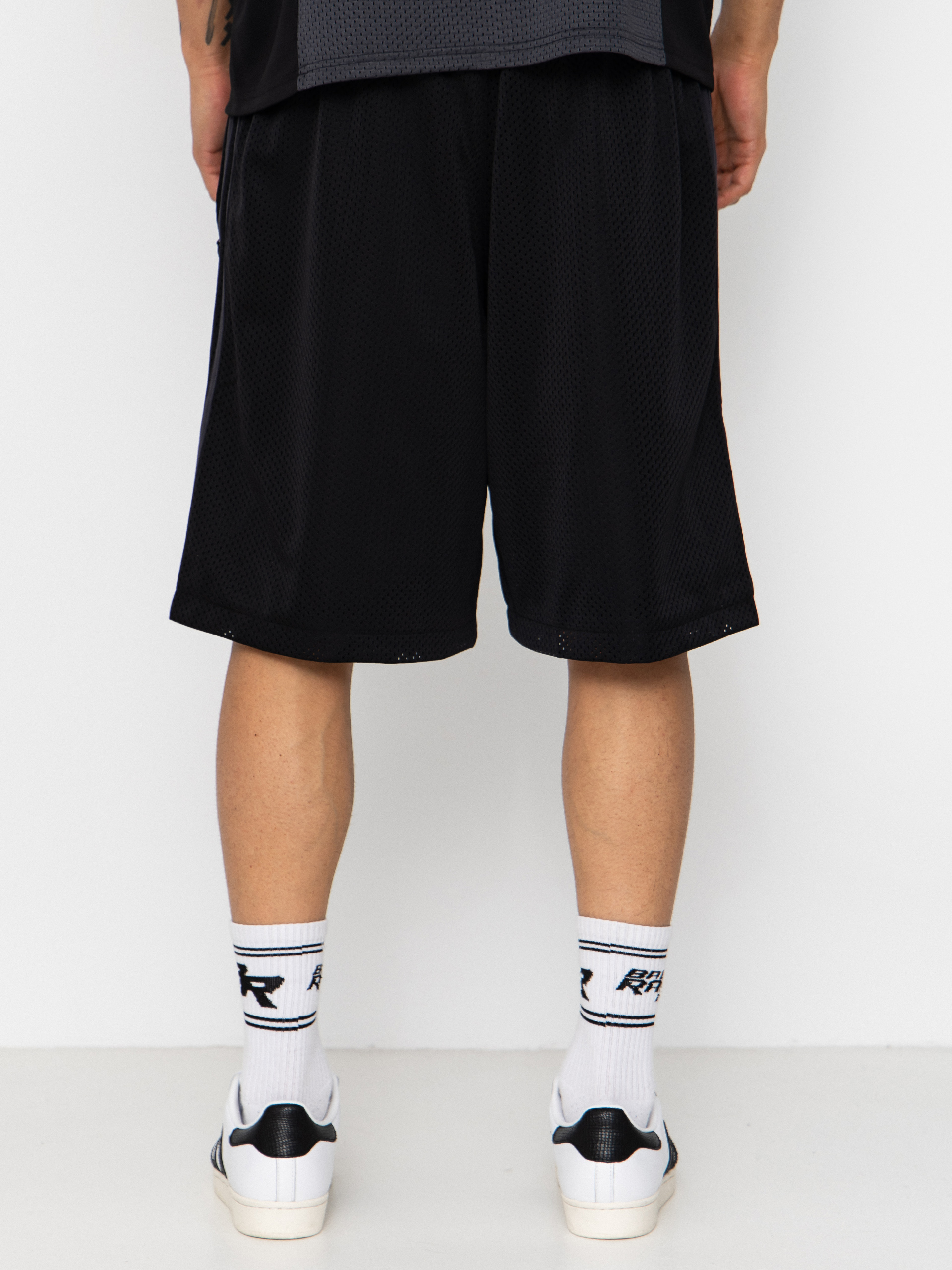 Kraťasy adidas Tyshawn B (black/magold/carbon)