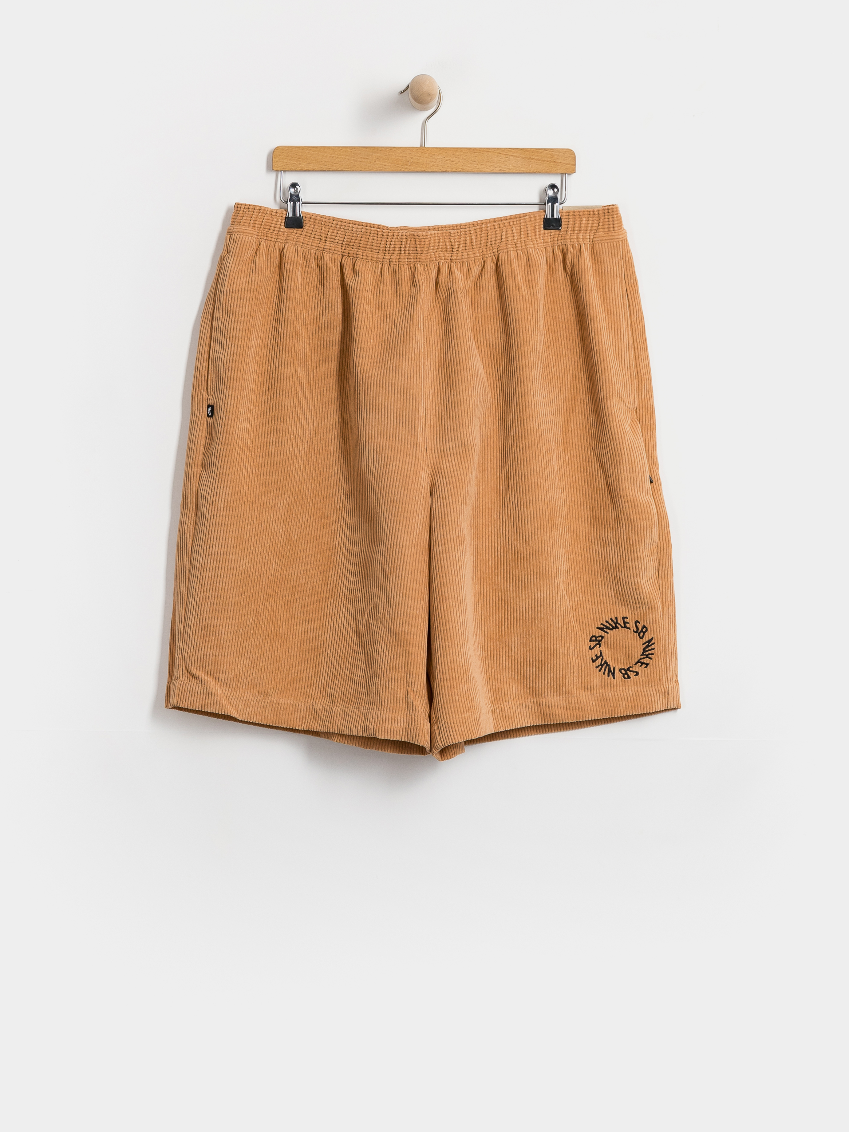 Kraťasy Nike SB Cord (lt cognac/black)