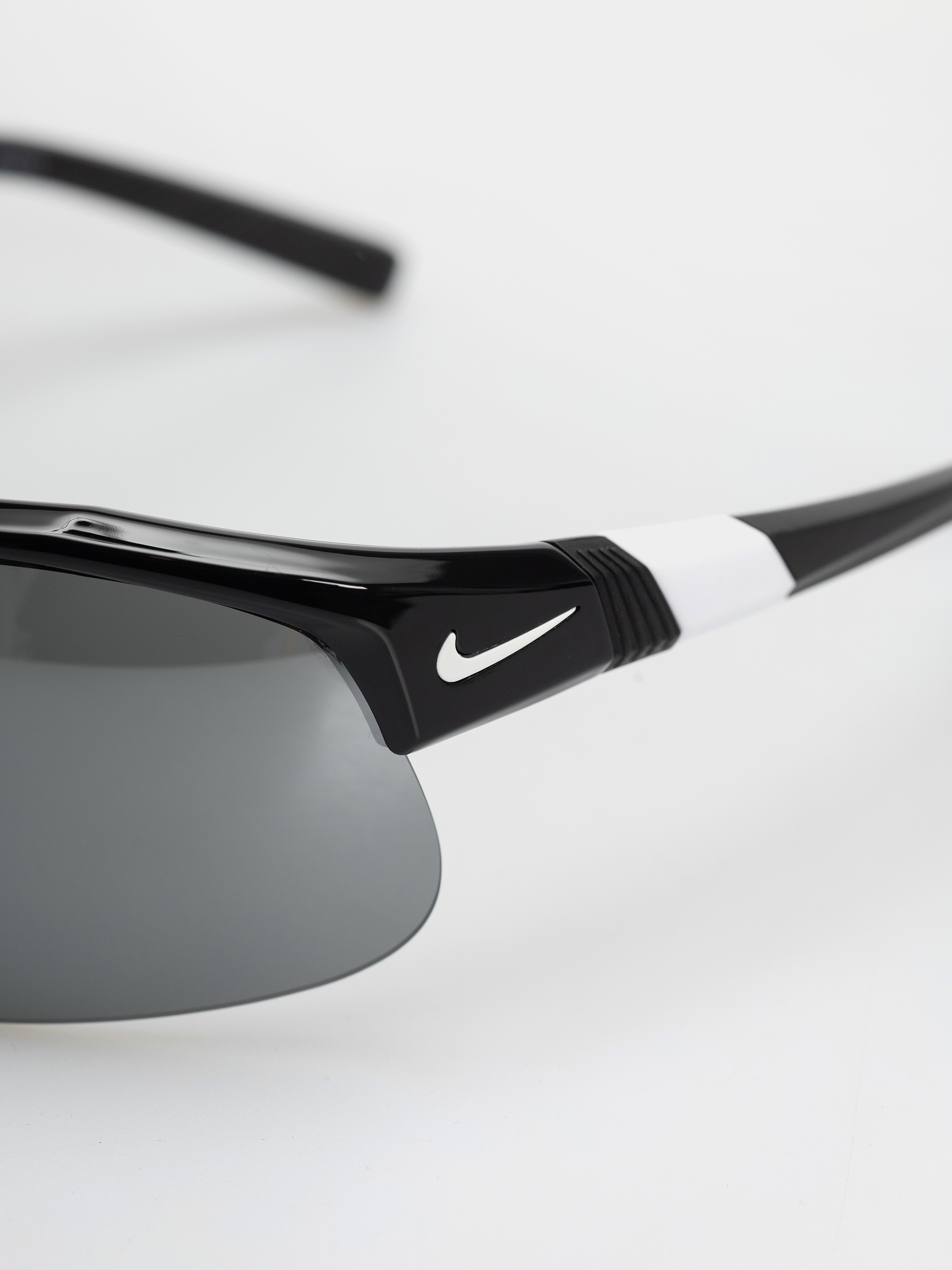 Sluneční brýle Nike SB Show X1 (black/silver flash)