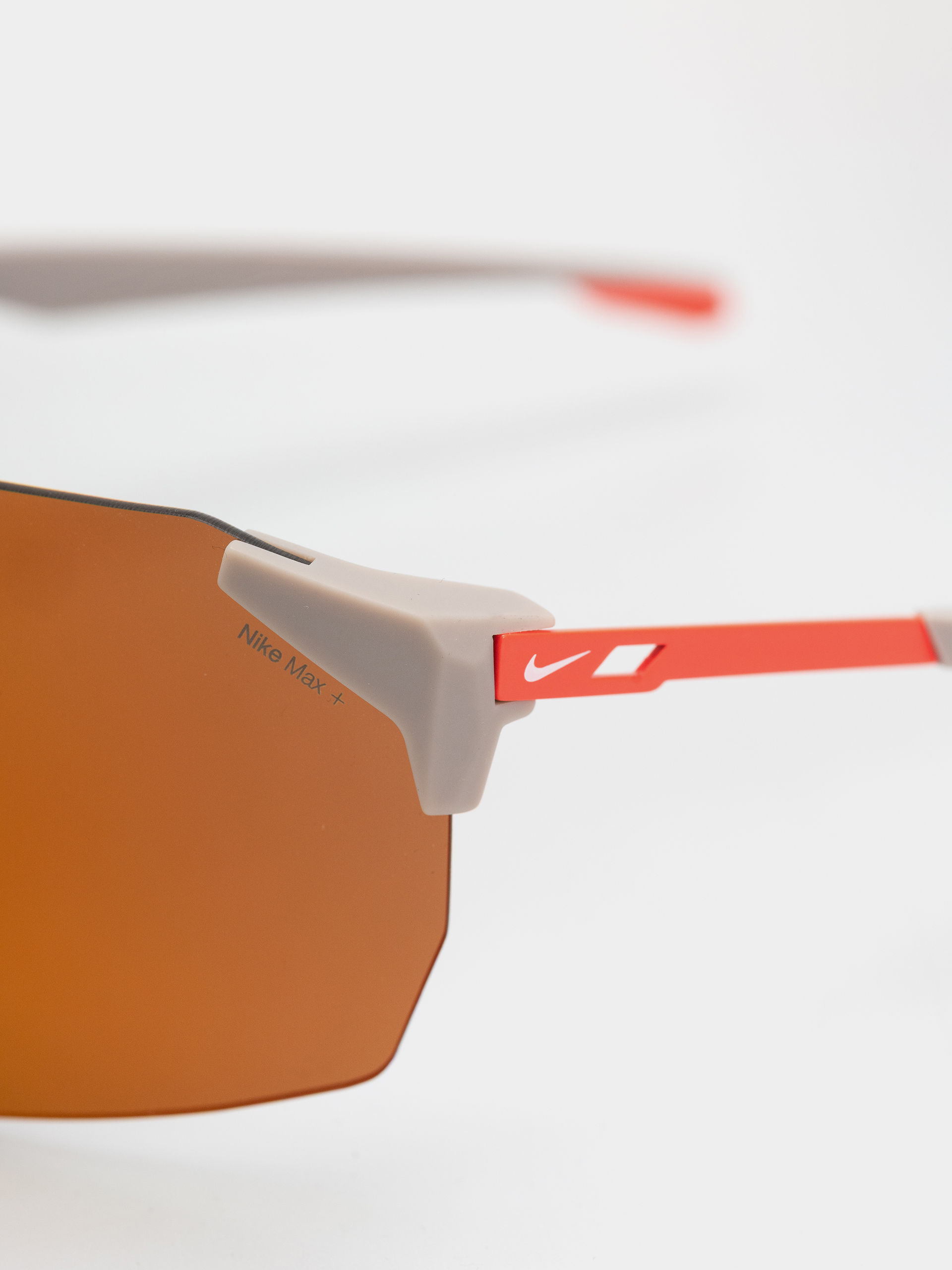 Sluneční brýle Nike Limitless Shield (college grey/orange mirror)