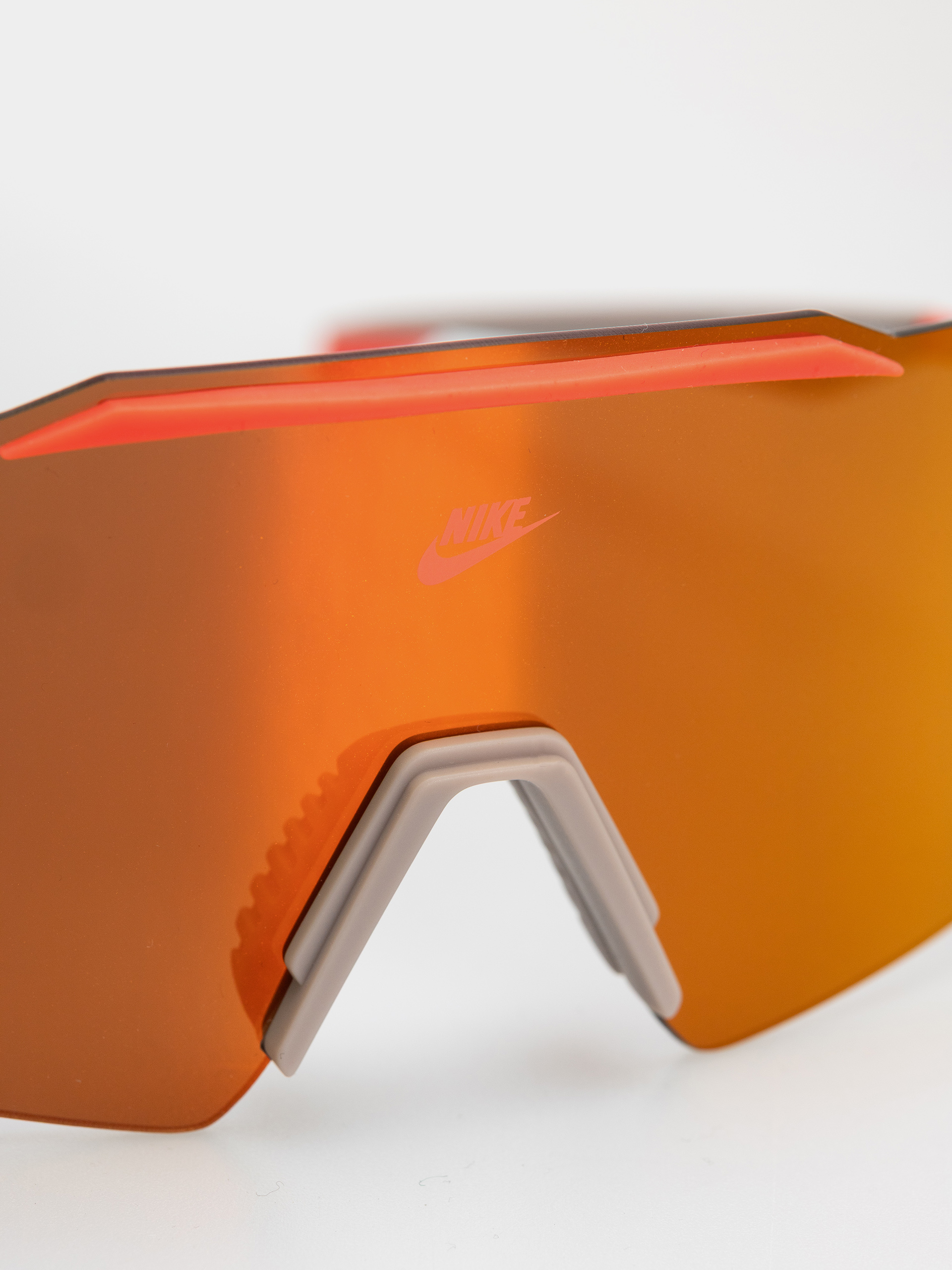 Sluneční brýle Nike Limitless Shield (college grey/orange mirror)