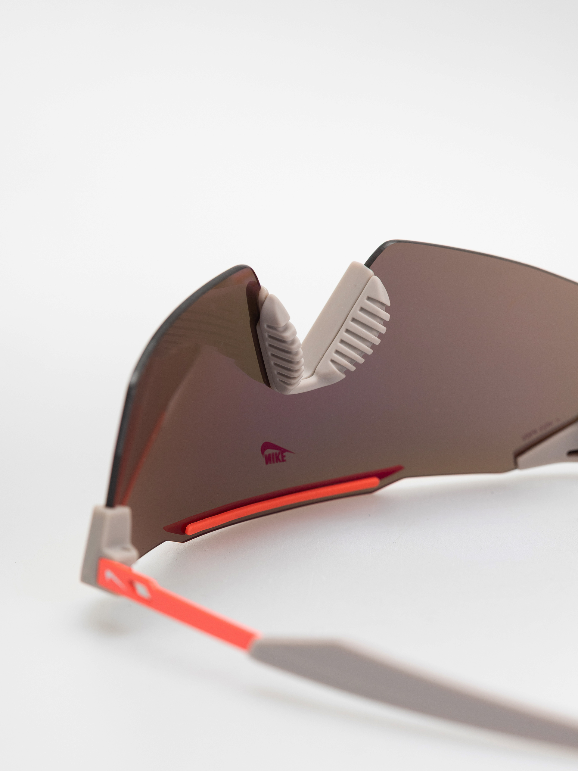 Sluneční brýle Nike Limitless Shield (college grey/orange mirror)
