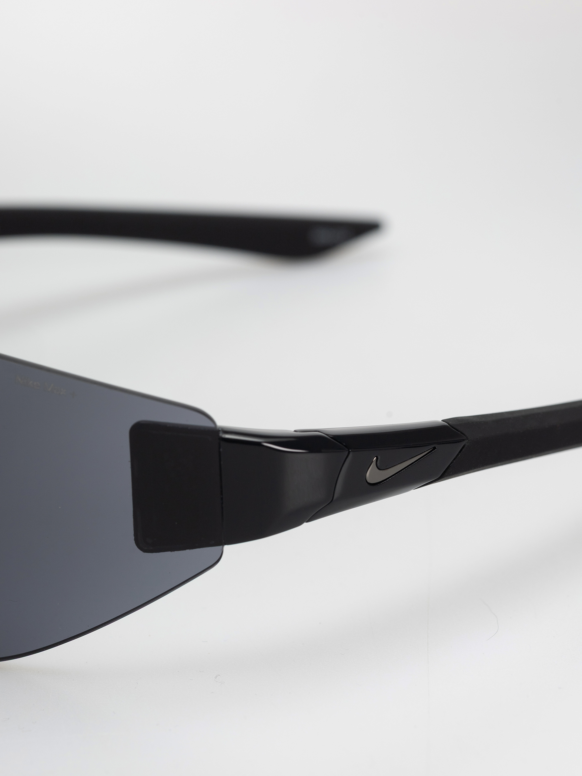 Sluneční brýle Nike Athena Edge (black/grey)