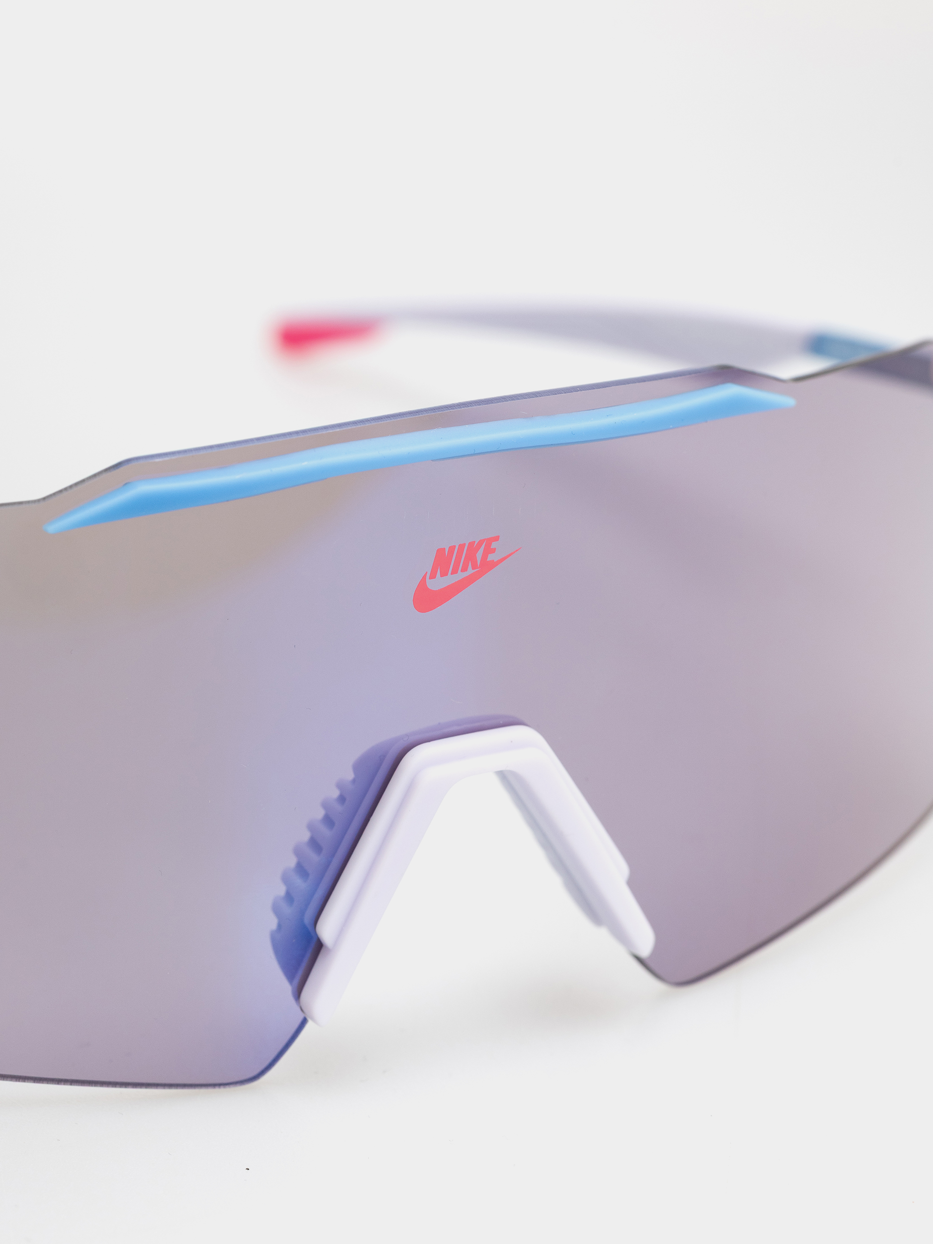 Sluneční brýle Nike Limitless Shield (amethyst tint/blue flash)