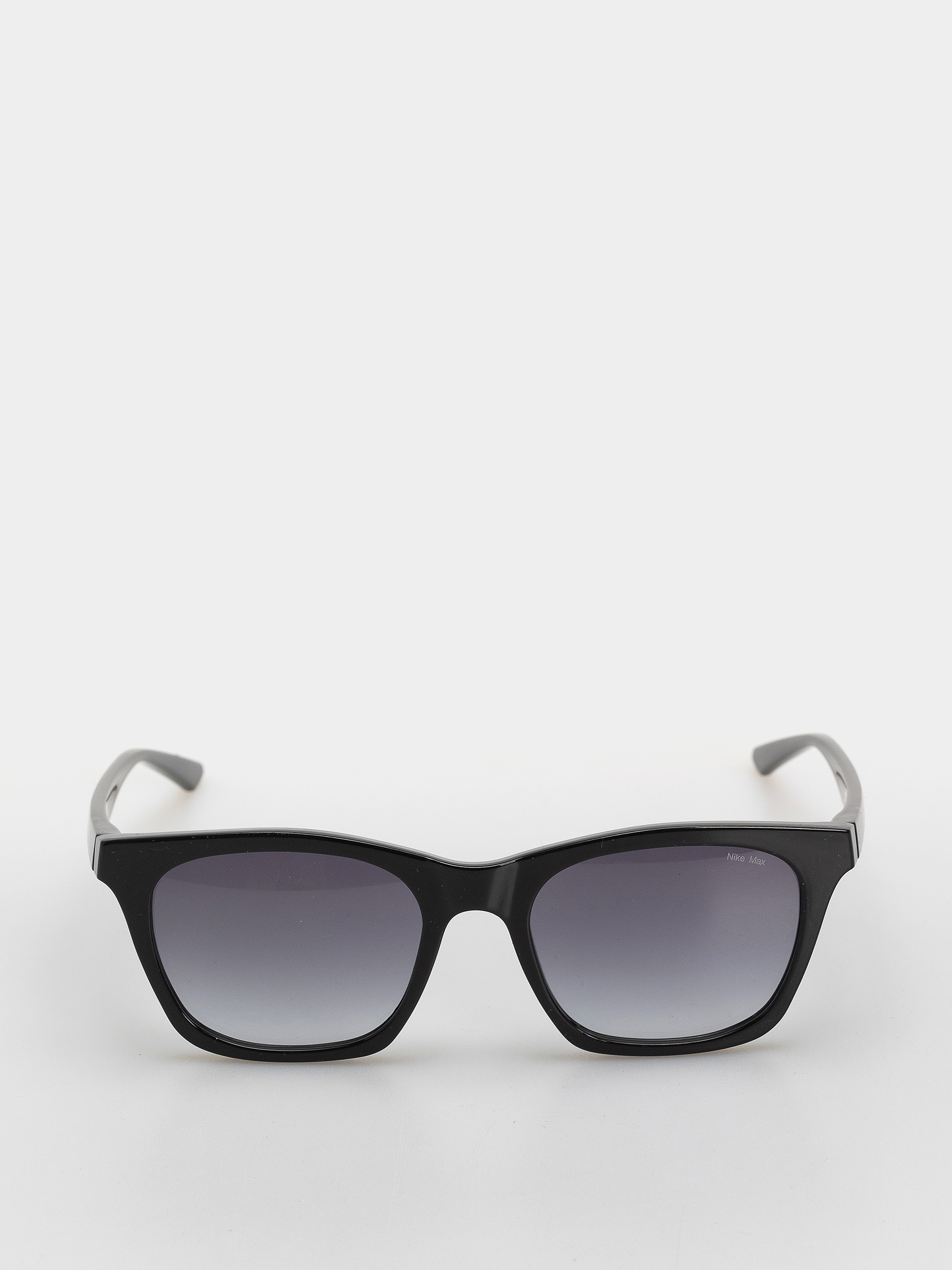 Sluneční brýle Nike Vital Flow (black/smoke gradient)