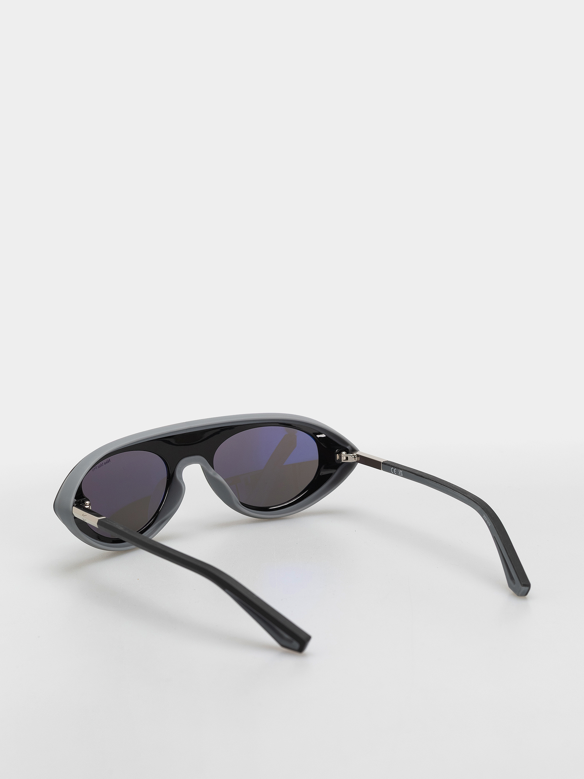 Sluneční brýle Nike Forge Envy (black/grey)