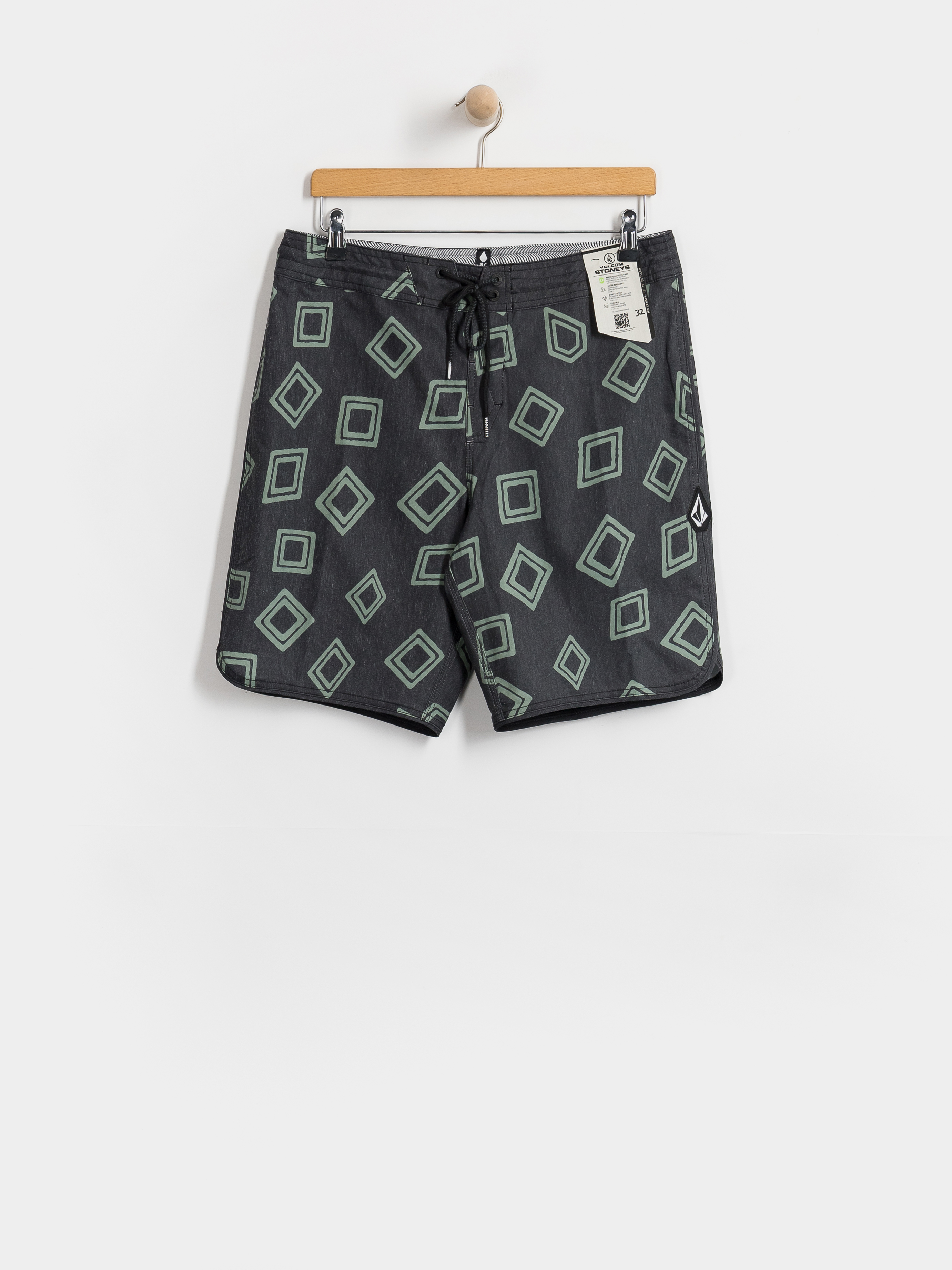 Plážové kraťasy Volcom Contact Scallop Stoney 19 (black)