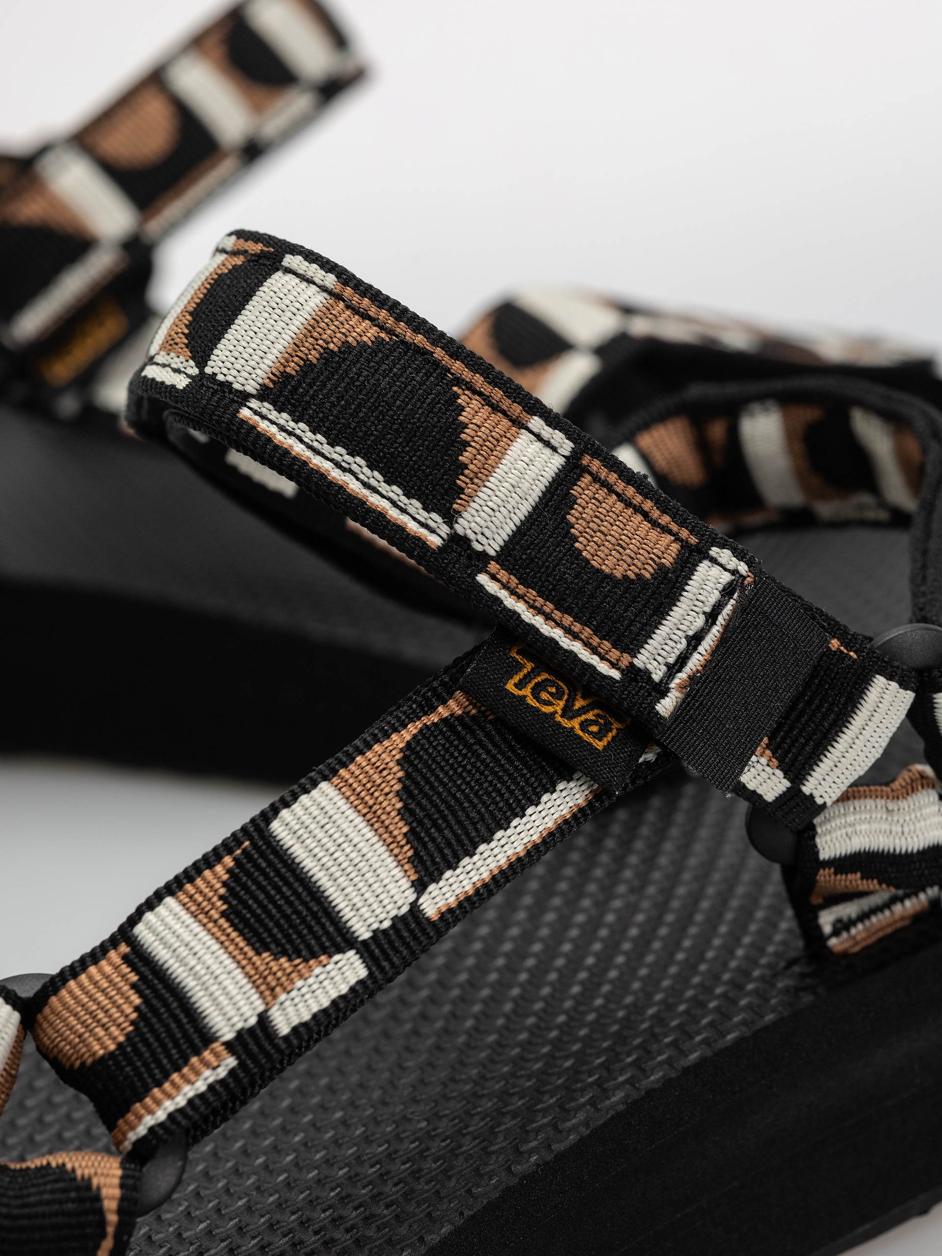 Sandaly Teva Midform Universal Wmn (bounce black lion)