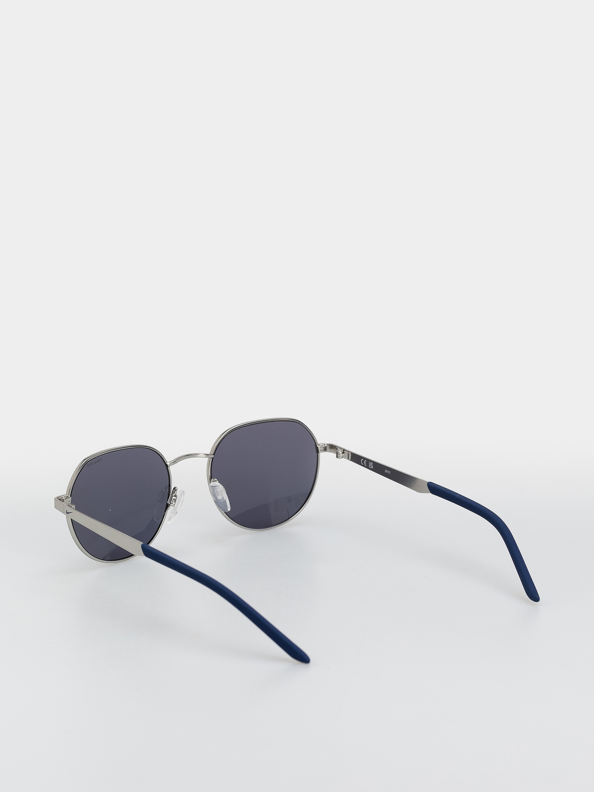 Sluneční brýle Nike Traveler Trend (satin silver/blue)