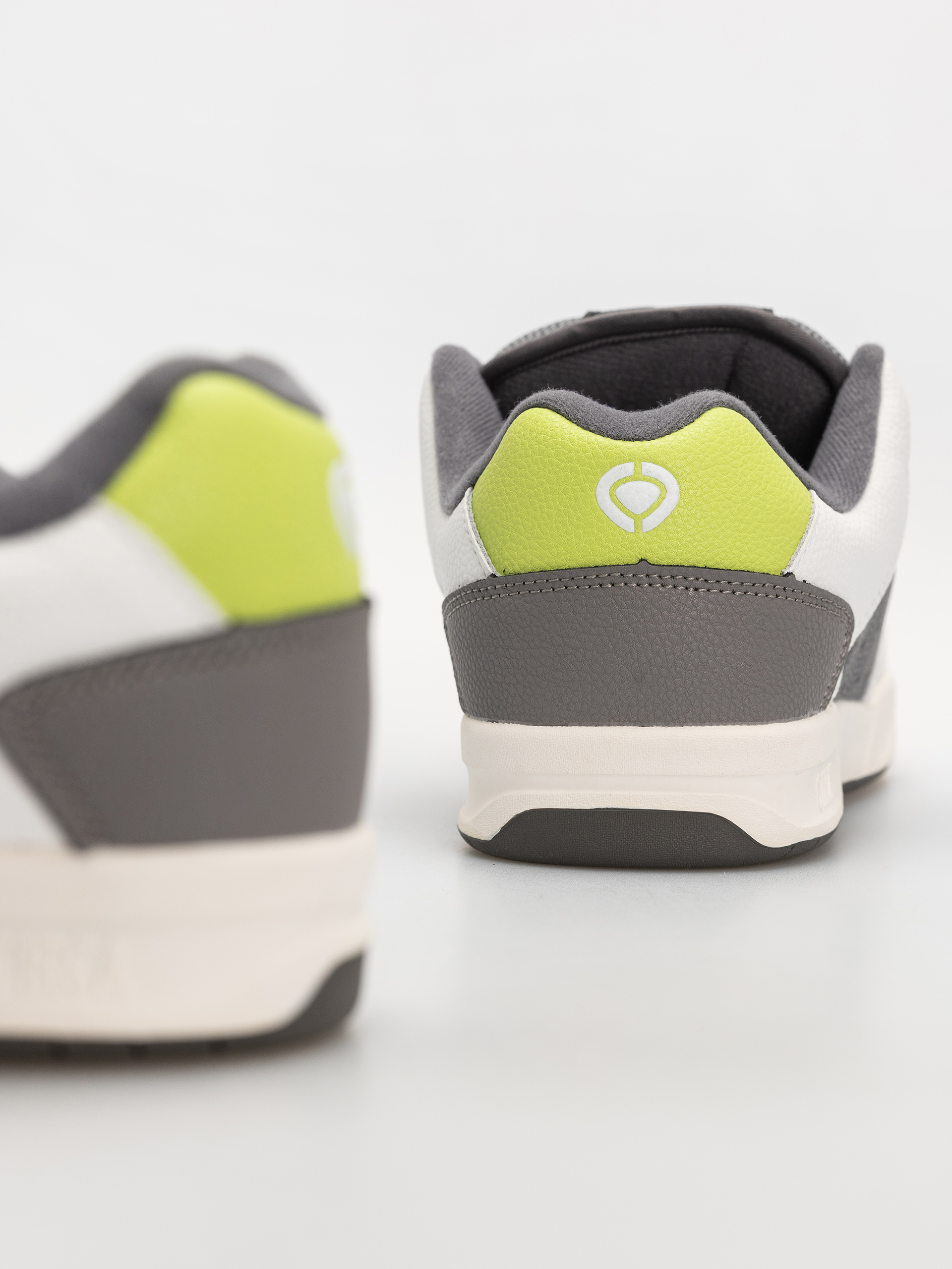 Boty Circa 805 (dark gray/white/lime)