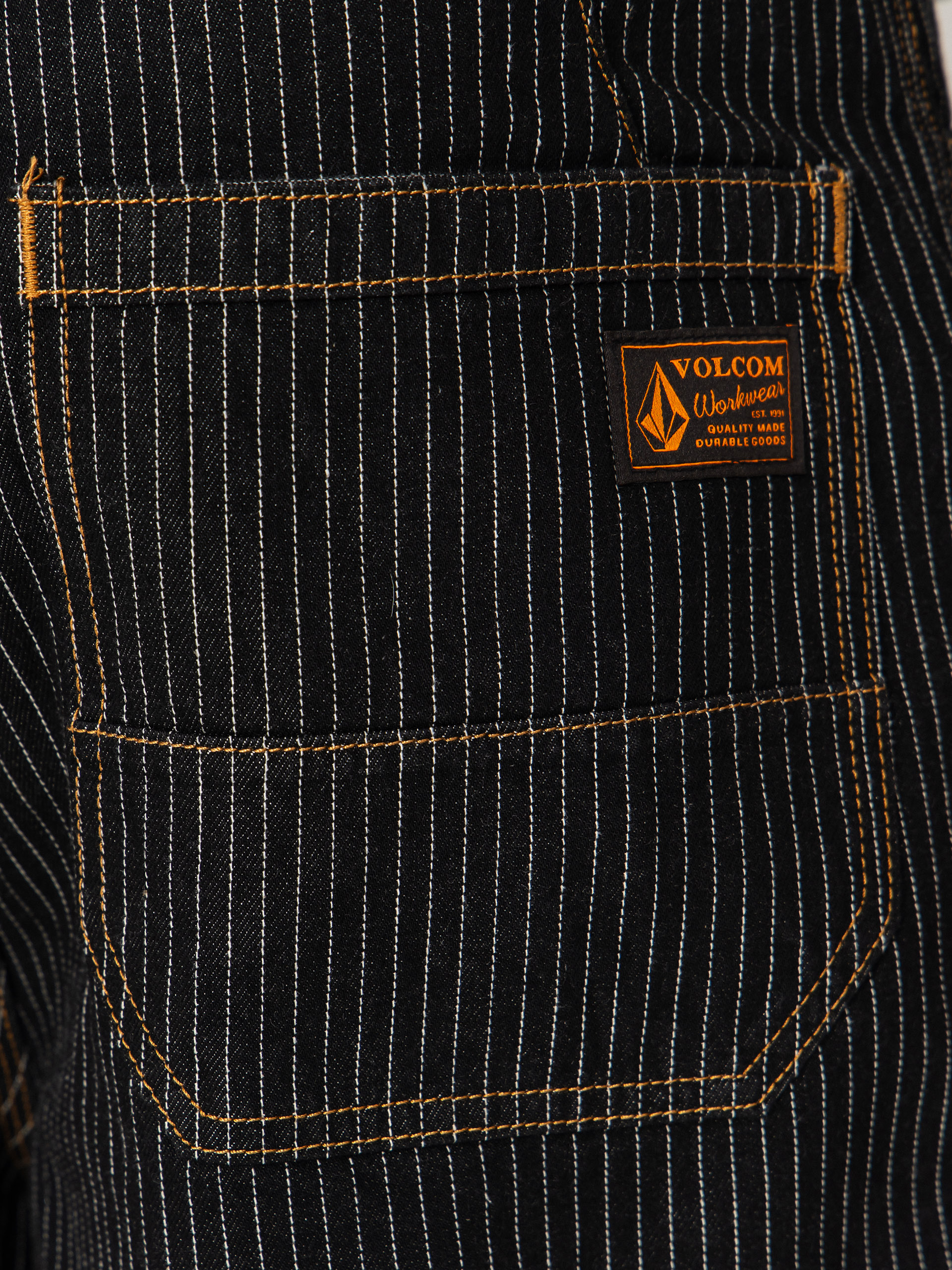 Kraťasy Volcom Work Dialed 22 (black stripe)