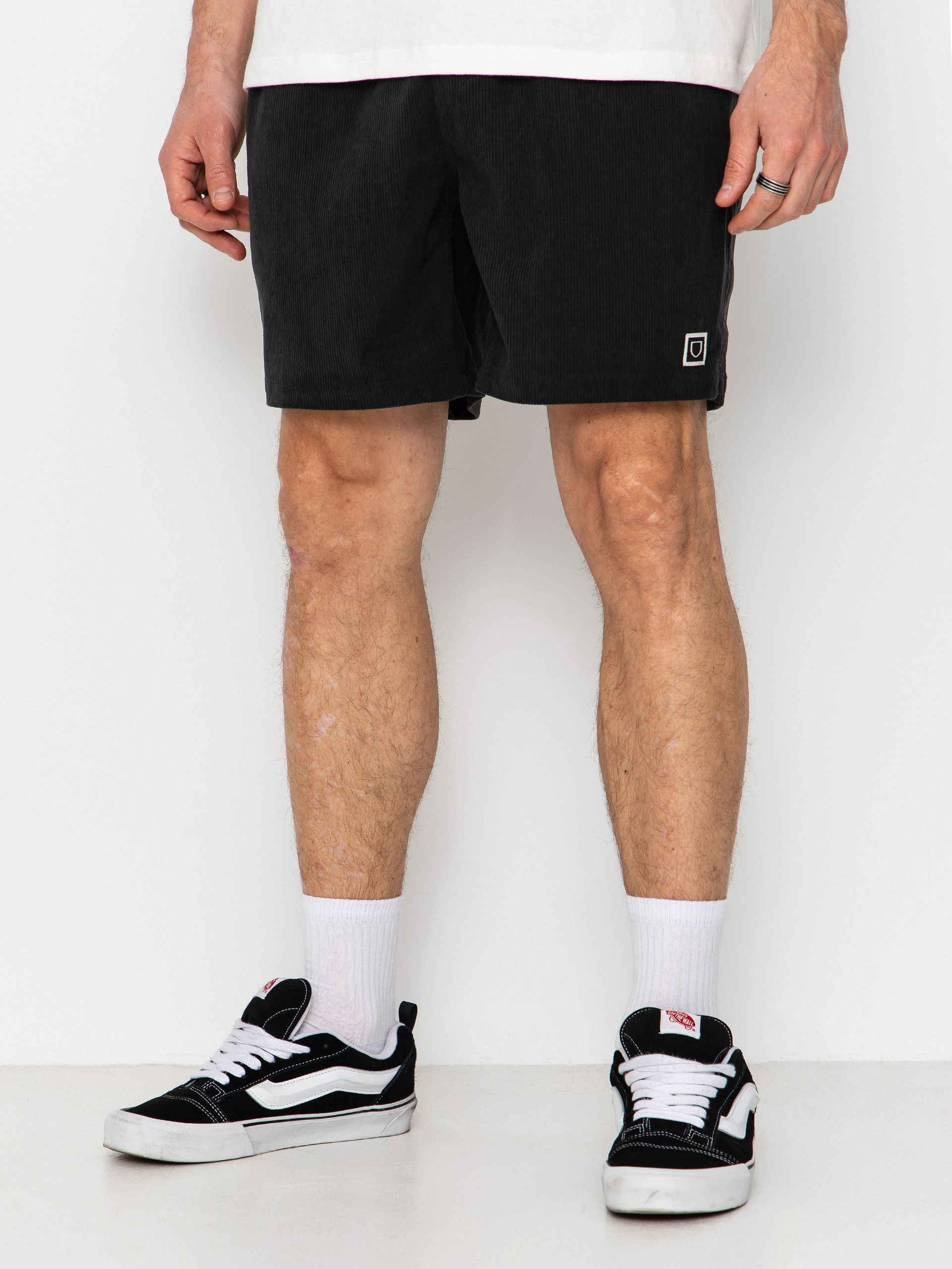 Kraťasy Brixton Everyday Corduroy (vintage black)