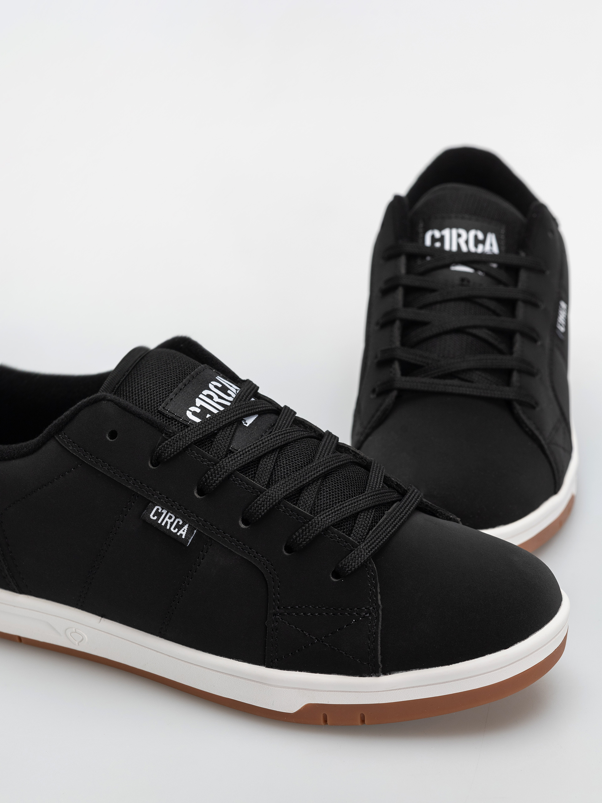 Boty Circa Cero Rx (black/white/gum)