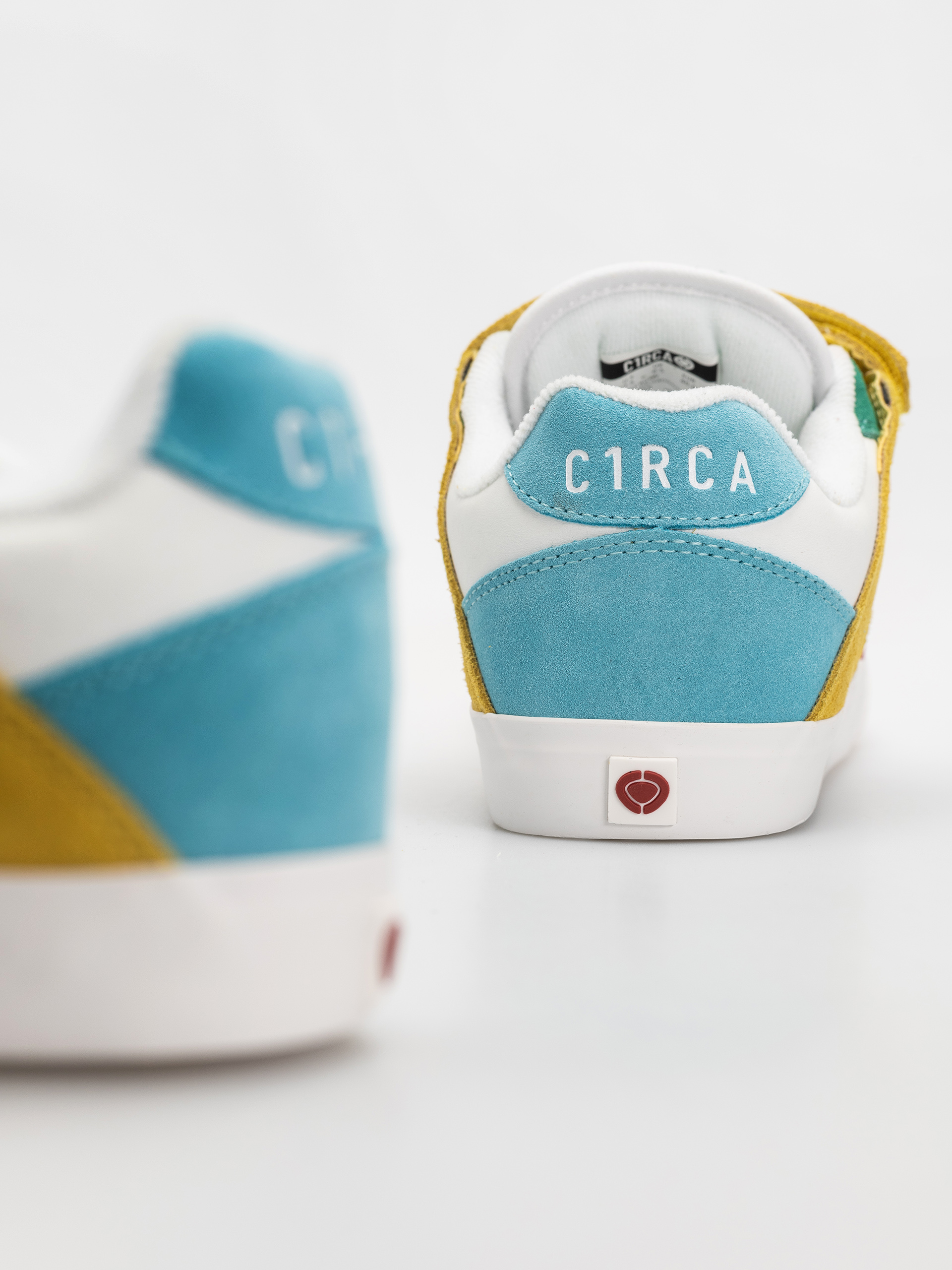 Boty Circa 205 Vulc (red/green/yellow/white)
