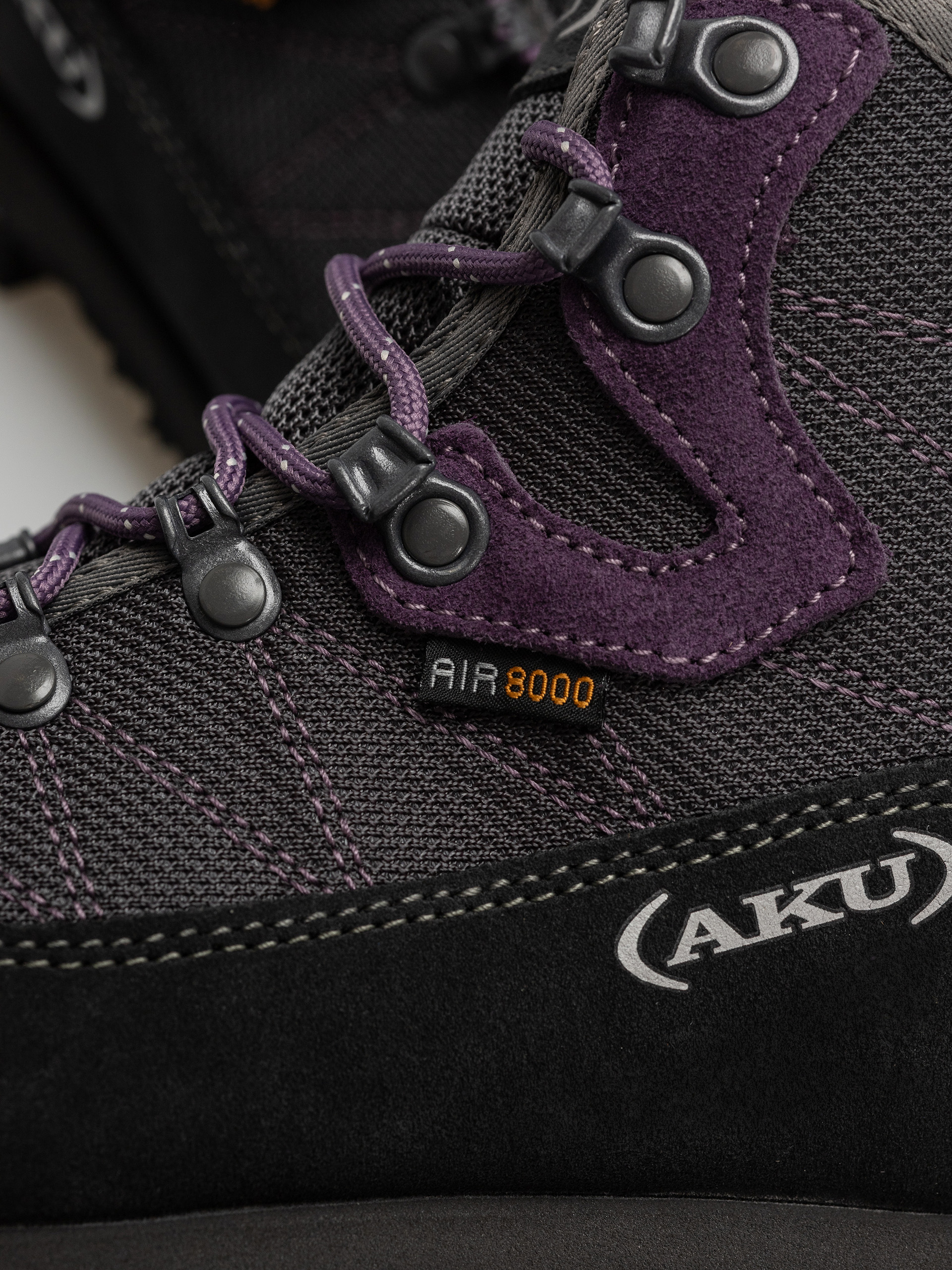 Boty AKU Trekker Lite III GTX Wmn (anthracite/violet)