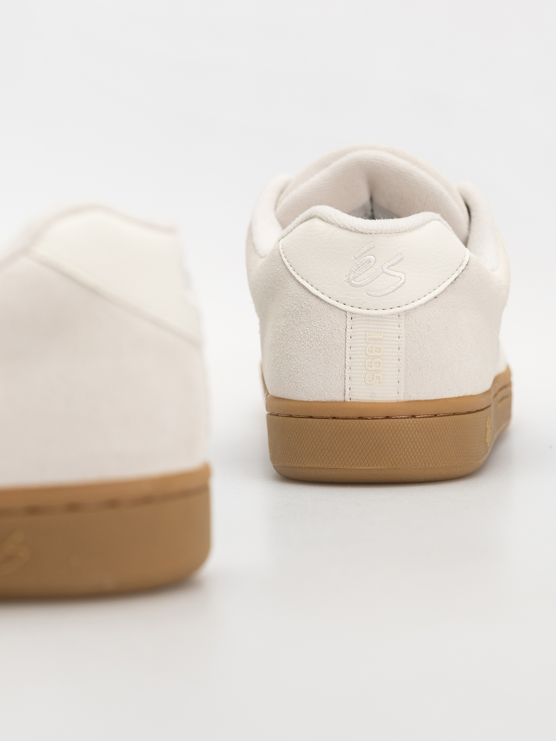 Boty eS Accel (white/gum)
