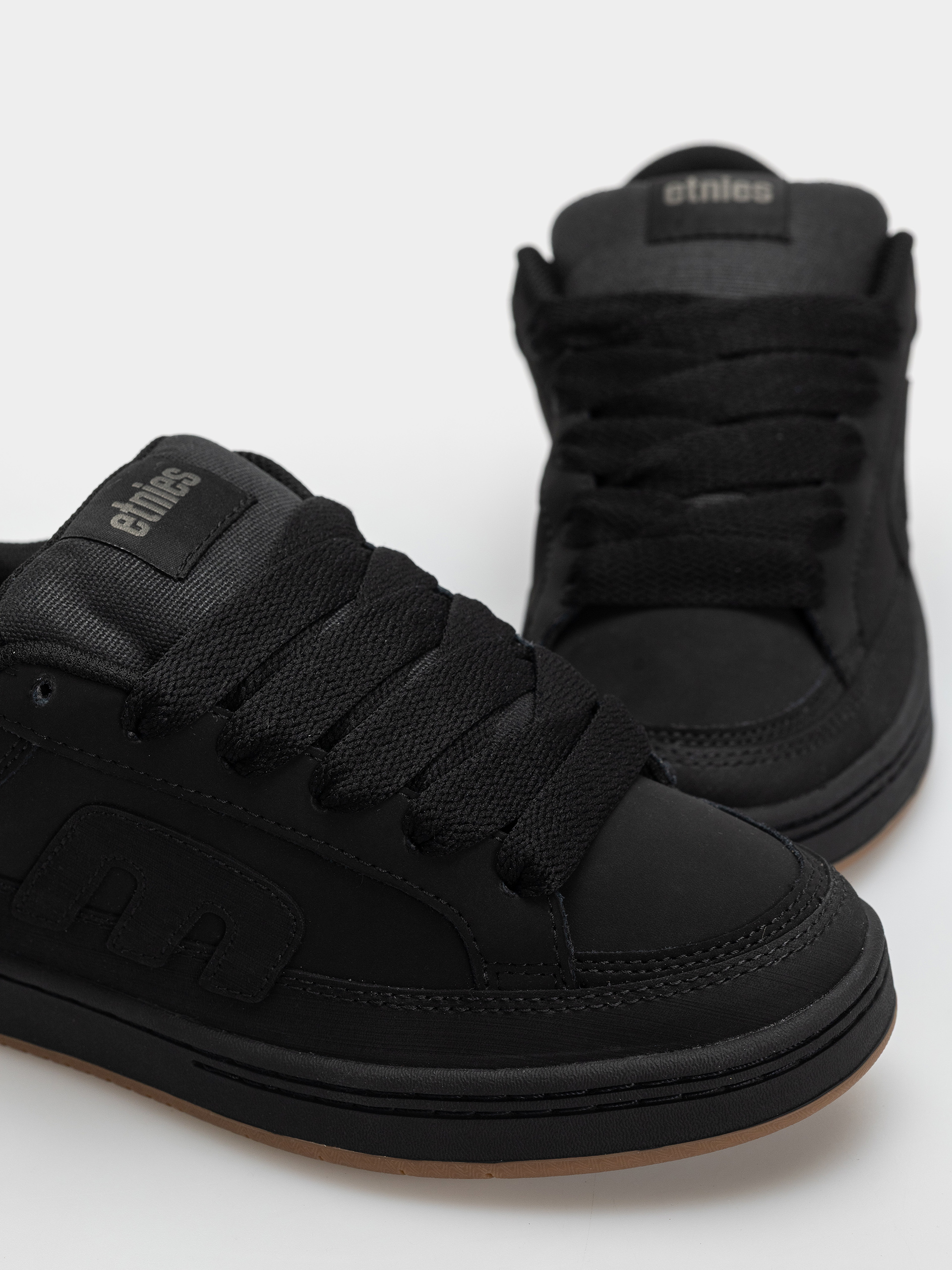Boty Etnies Kingpin 2K (black dirty wash)