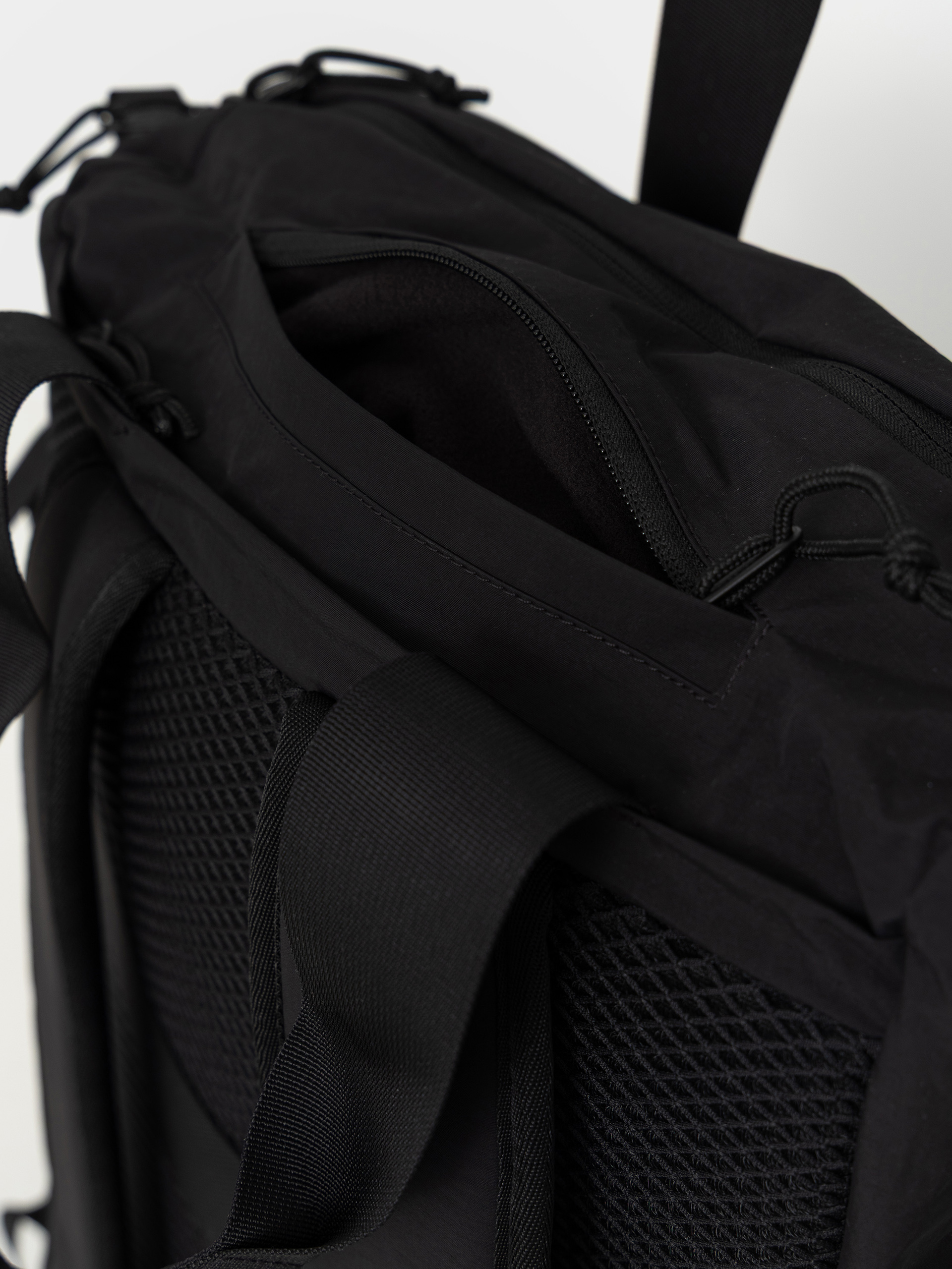 Batoh Vans Wilder (black)