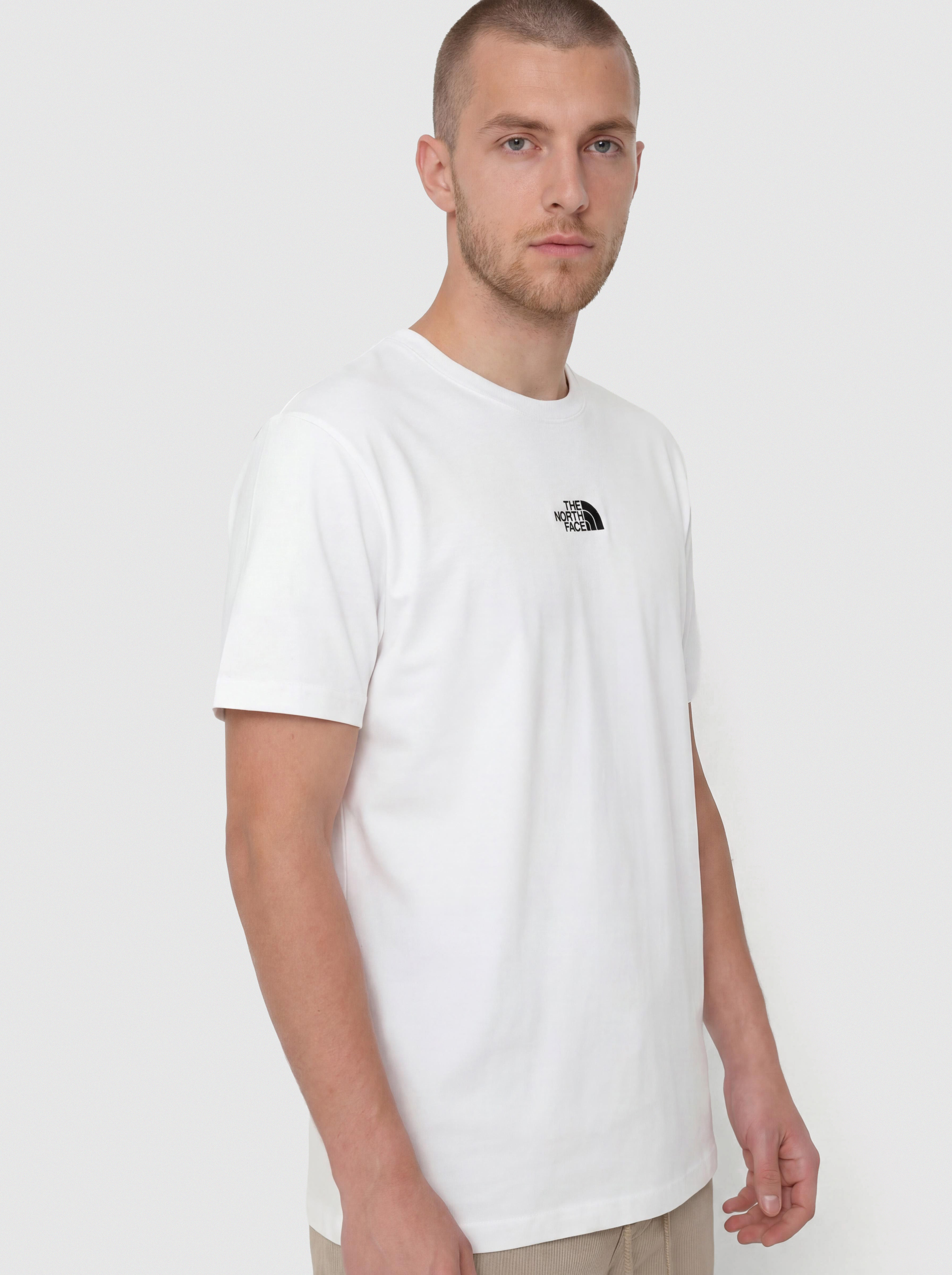 Tričko The North Face Essential Center Logo Relaxed (tnf white)
