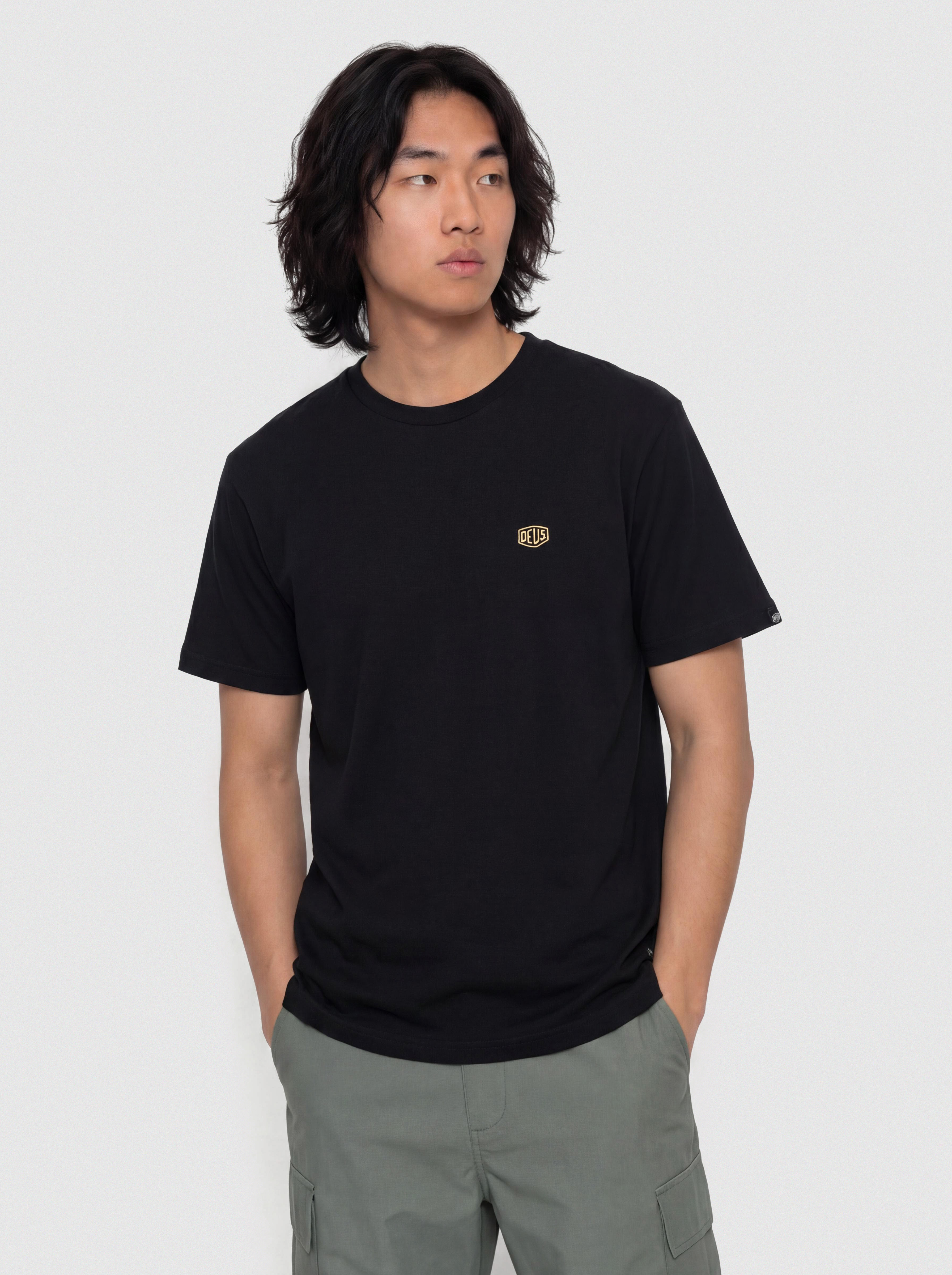 Tričko Deus Ex Machina Shield Standard (black)