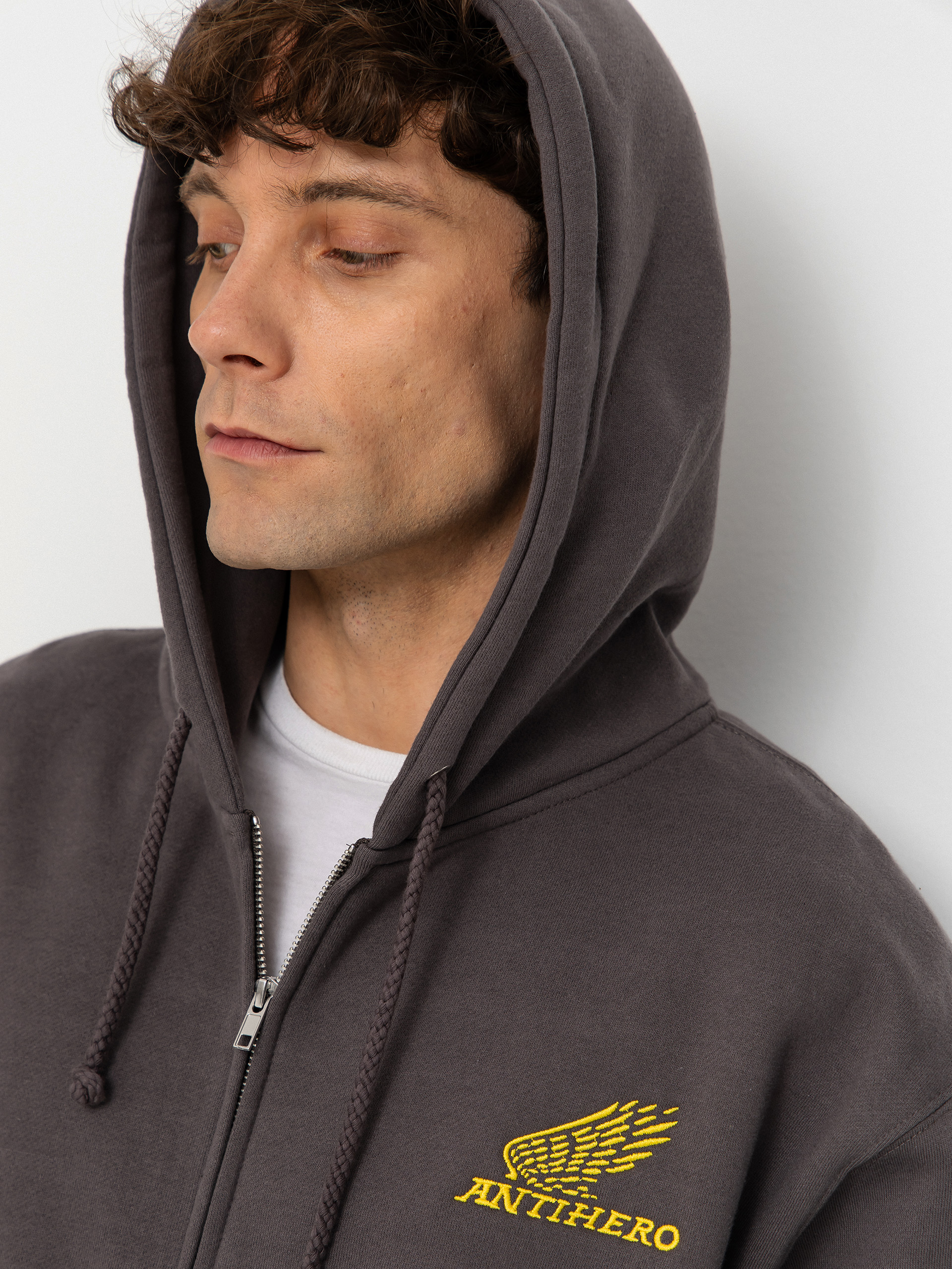 Mikina s kapucí Antihero Motorized Emb ZHD (charcoal w/yellow embroidery)