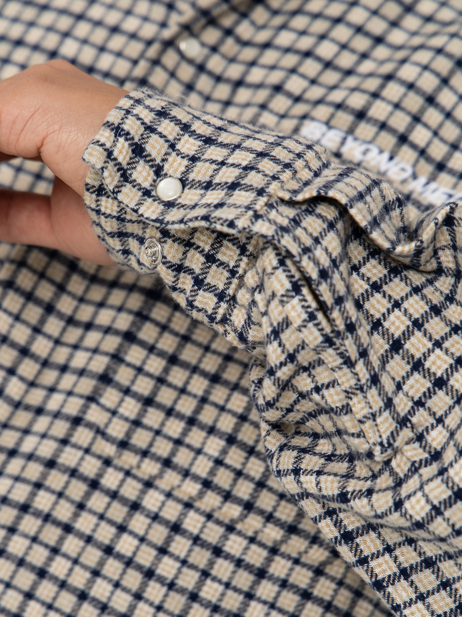 Košile Beyond Medals Checkered (beige)