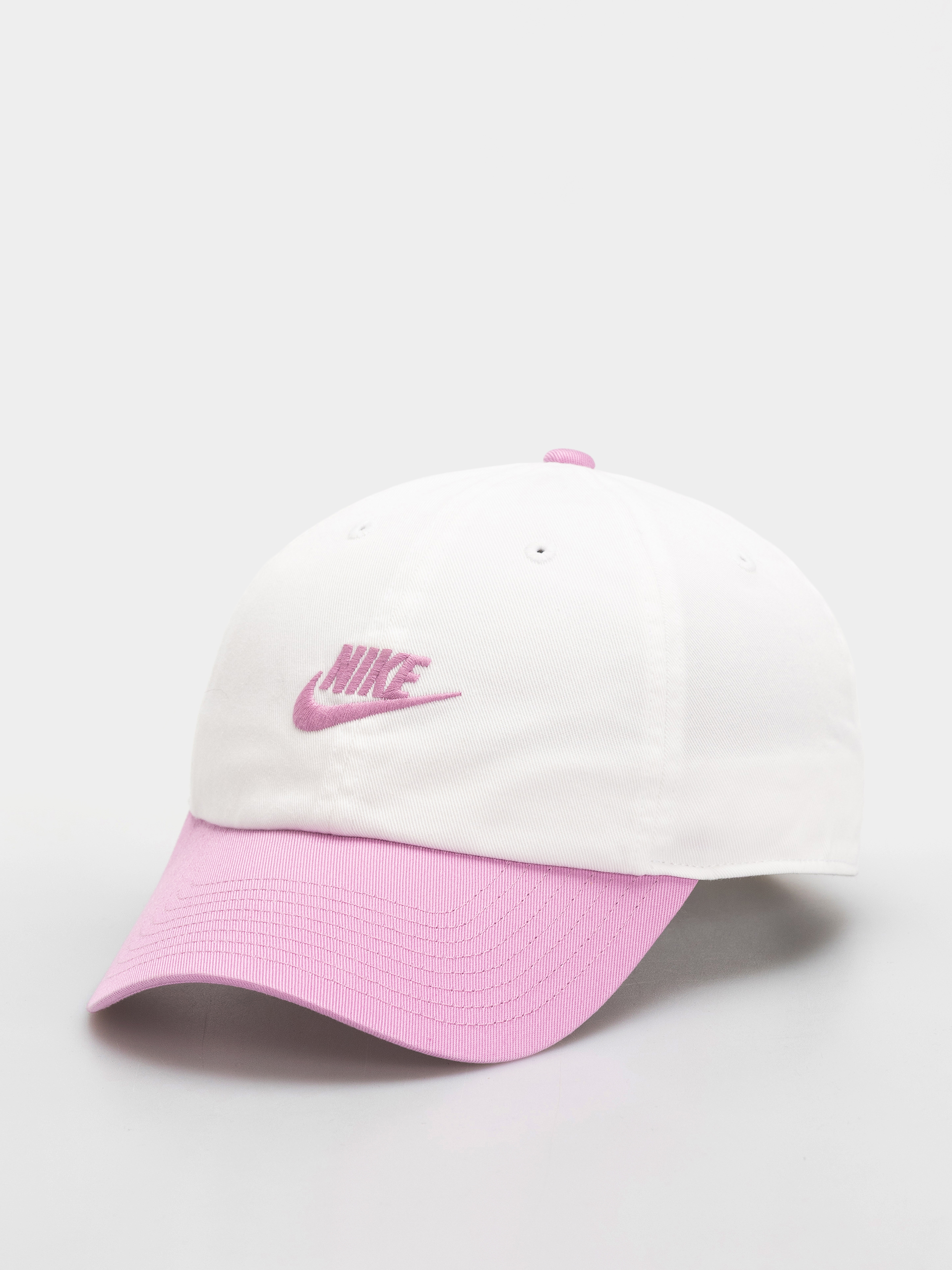 Kšiltovka  Nike SB Club (white/lt magenta/lt magenta)