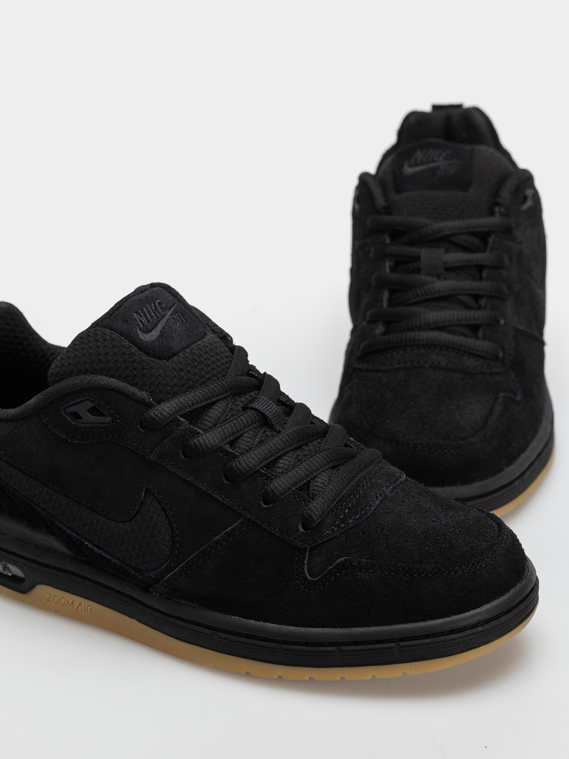 Boty Nike SB Paul Rodriguez Zoom Air Low (black/black/black/gum light brown)