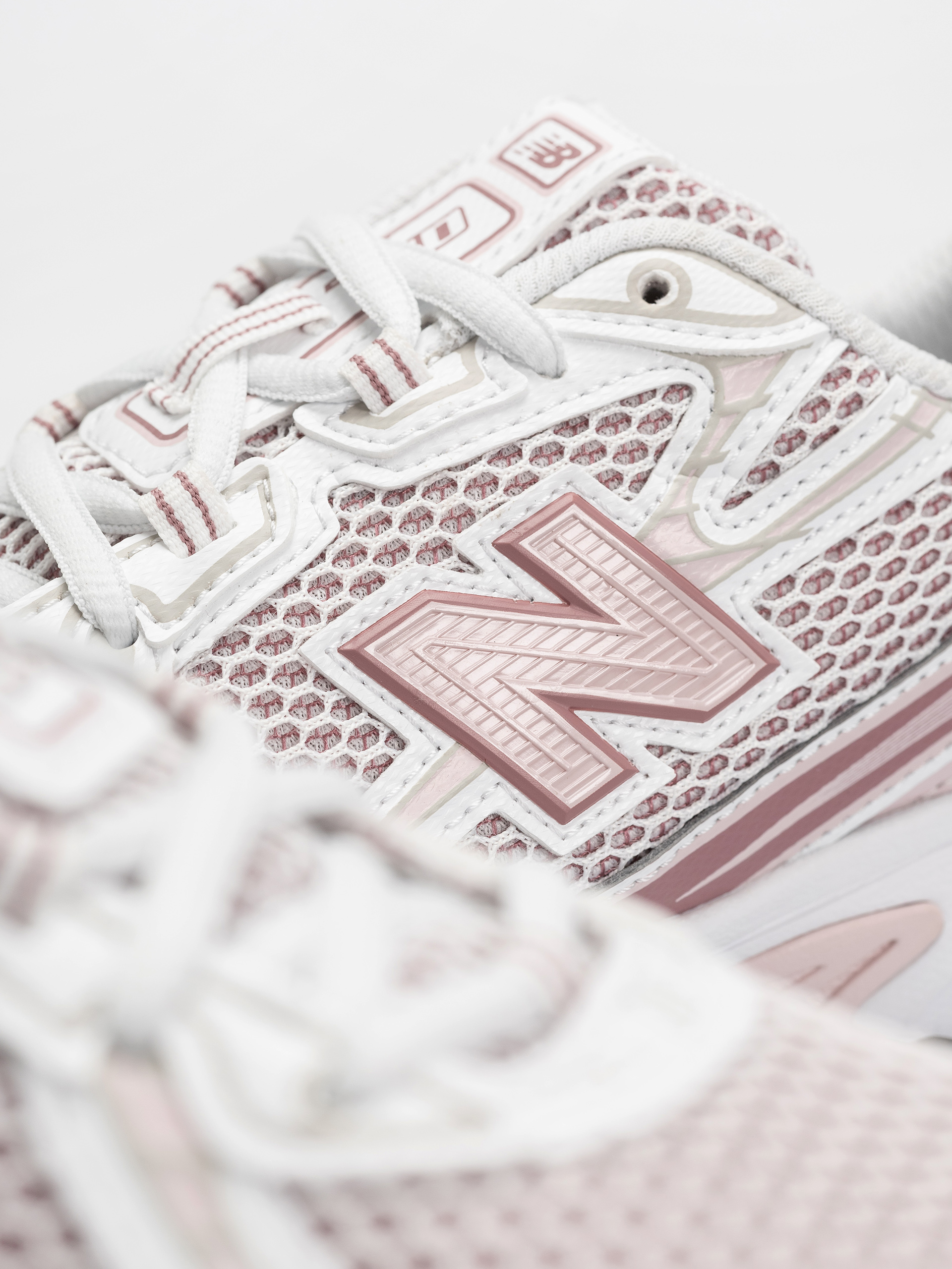 Boty New Balance 740 (rosewood/103 white)