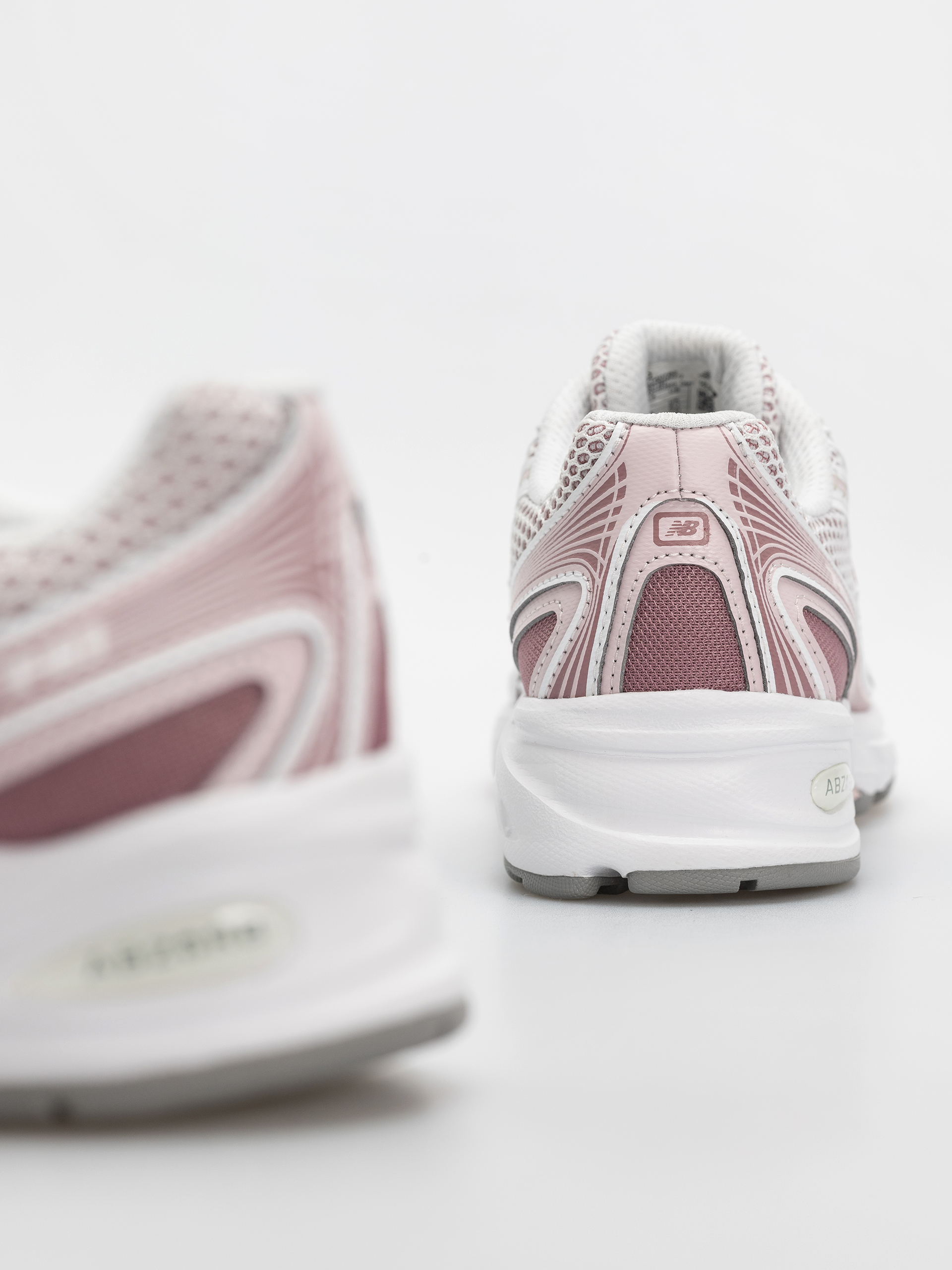 Boty New Balance 740 (rosewood/103 white)