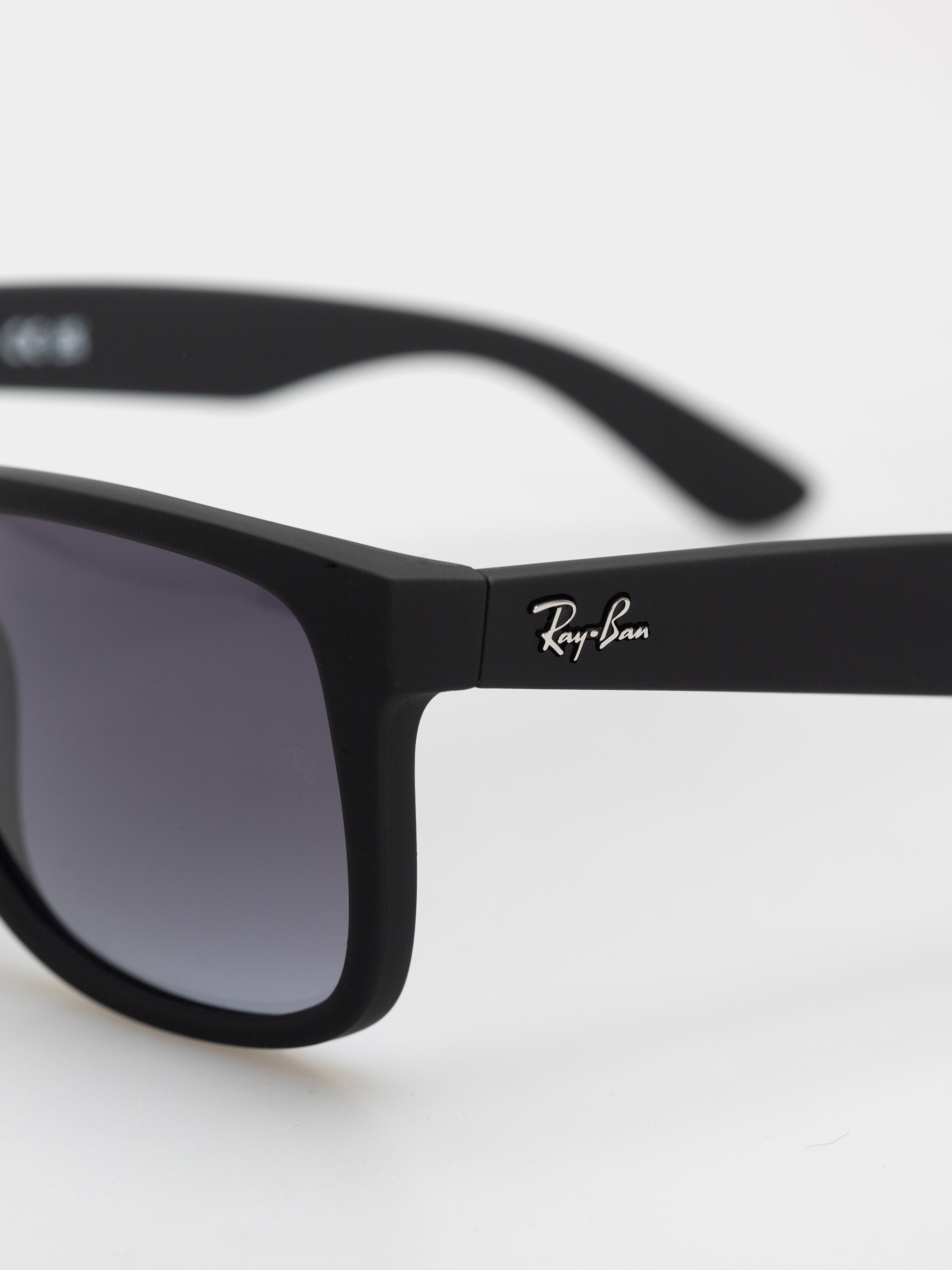 Sluneční brýle Ray-Ban Justin Classic (matowy guma czarny/ciemnoszary)