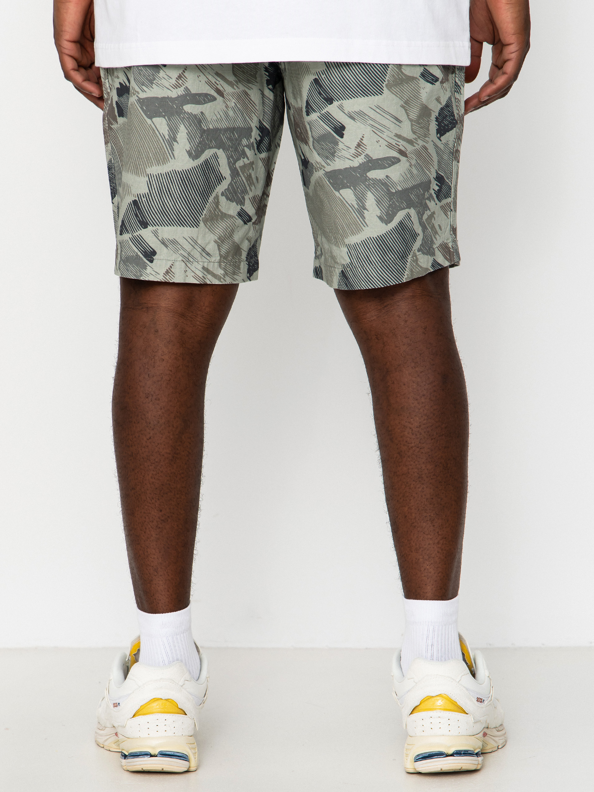 Kraťasy Santa Cruz Clyde (woodcut camo)