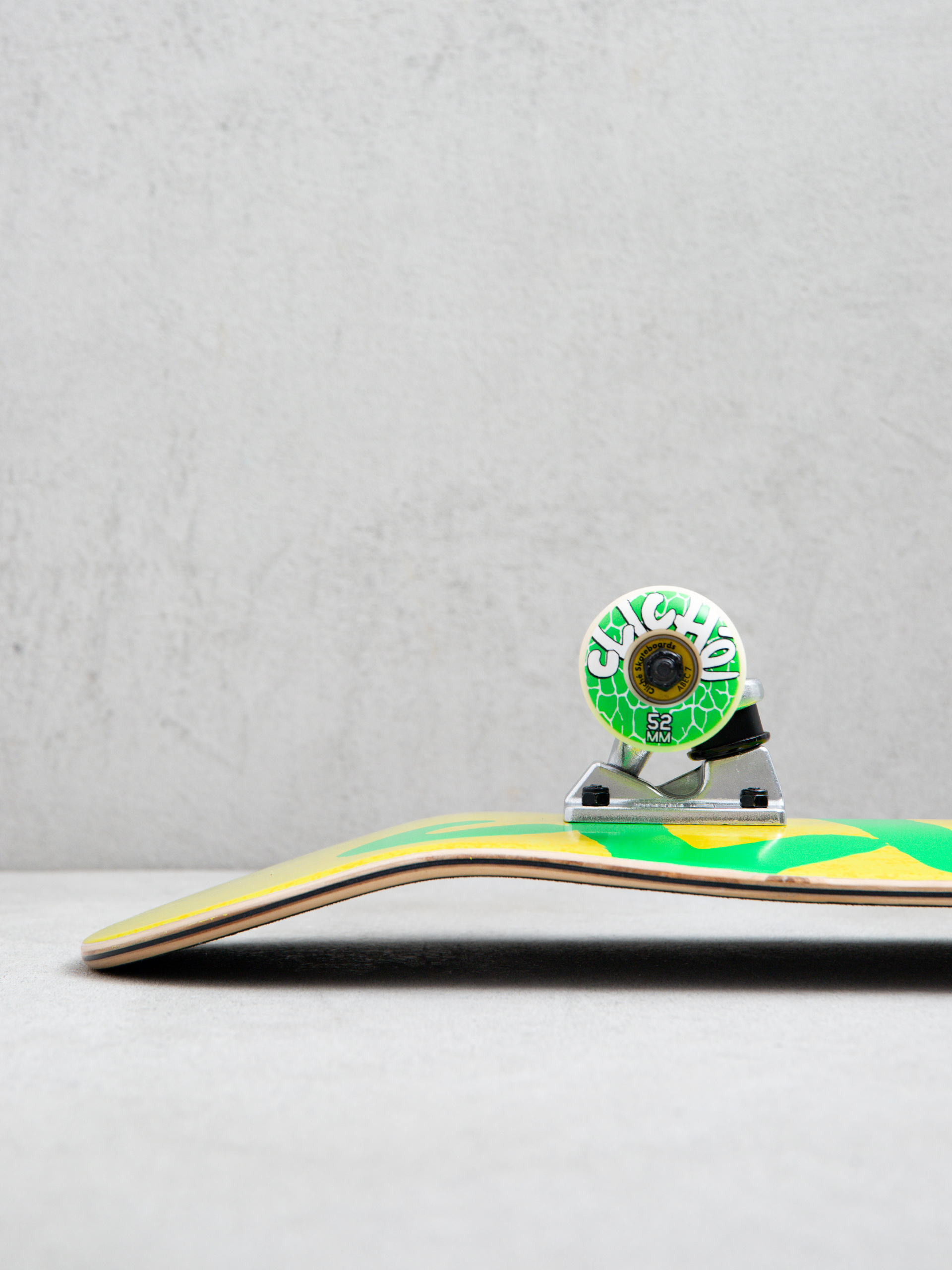 Skateboard Cliche Handwritten (yellow/green)